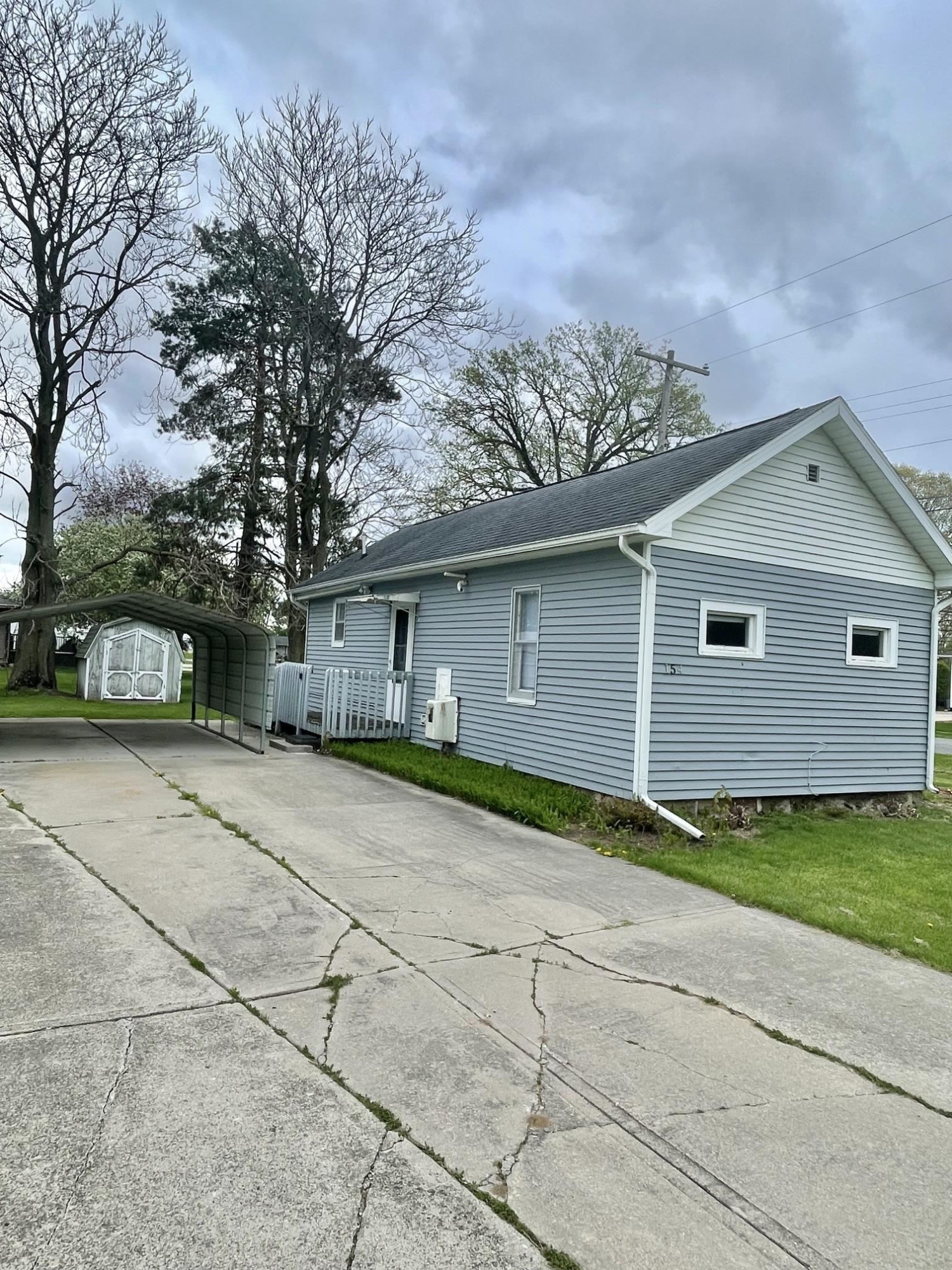 154 S Yates Street, Pewamo, MI 48873 — Photo 3
