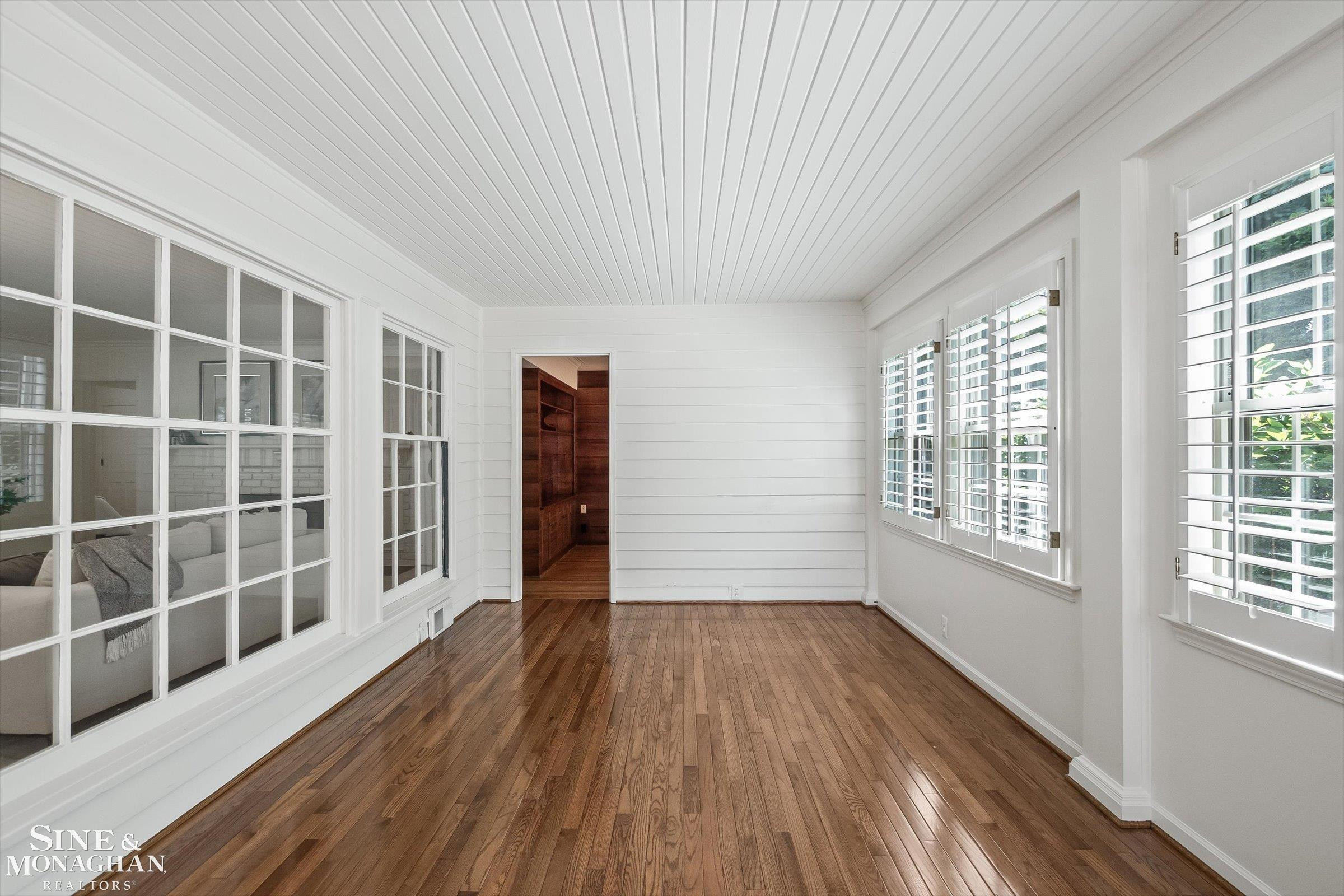 1023 Harvard Road, Grosse Pointe Park, MI 48230 — Photo 12