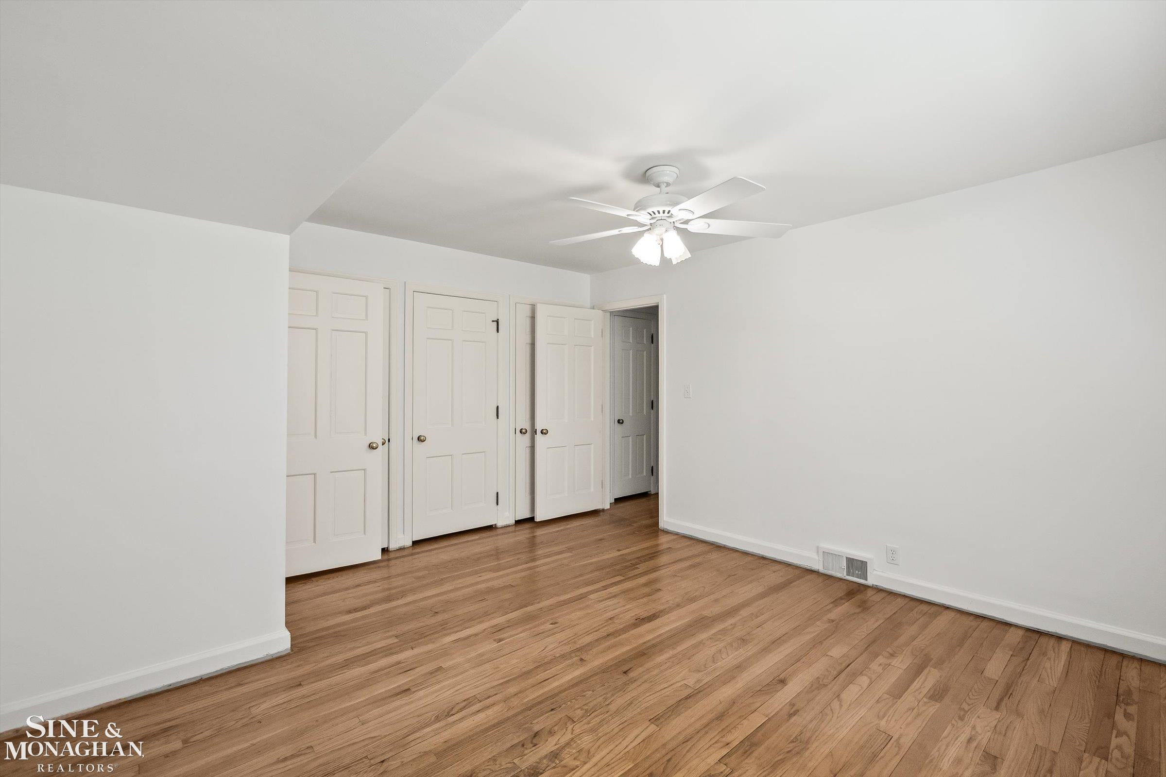 1023 Harvard Road, Grosse Pointe Park, MI 48230 — Photo 26