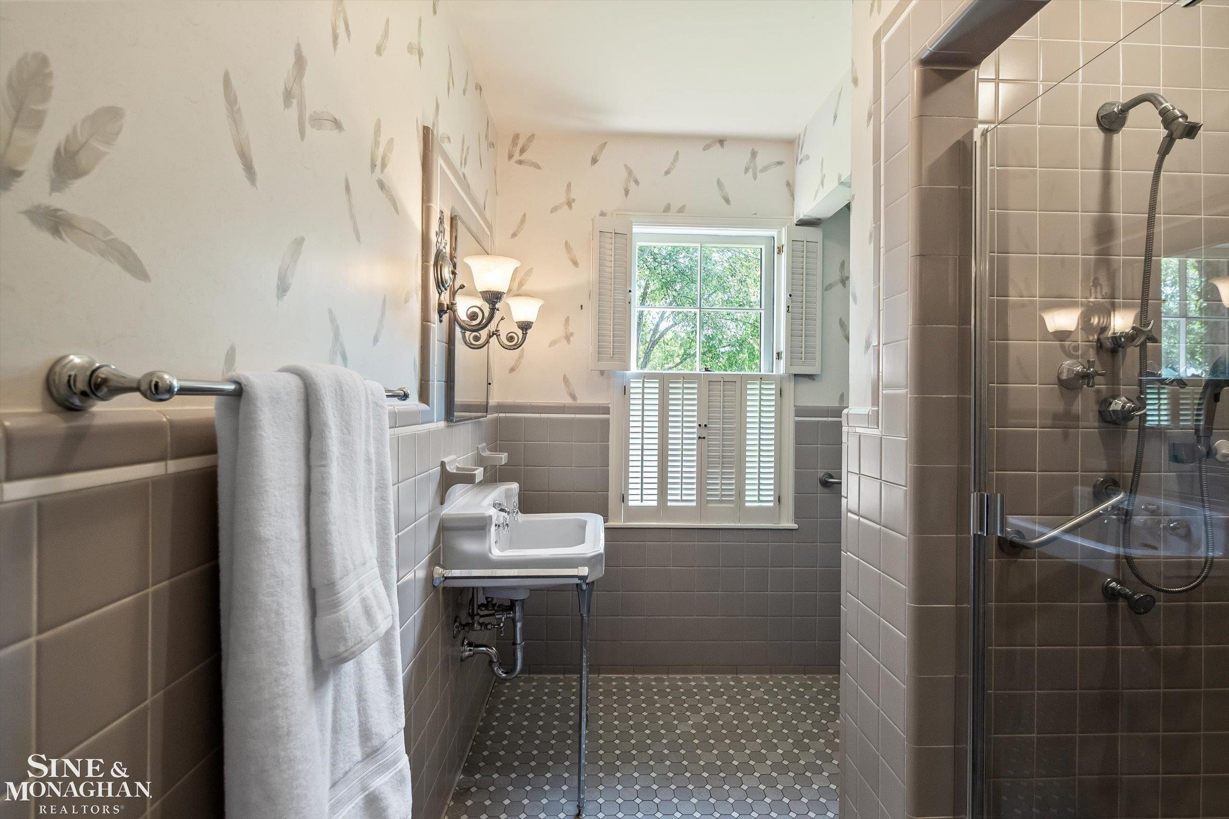 1023 Harvard Road, Grosse Pointe Park, MI 48230 — Photo 28