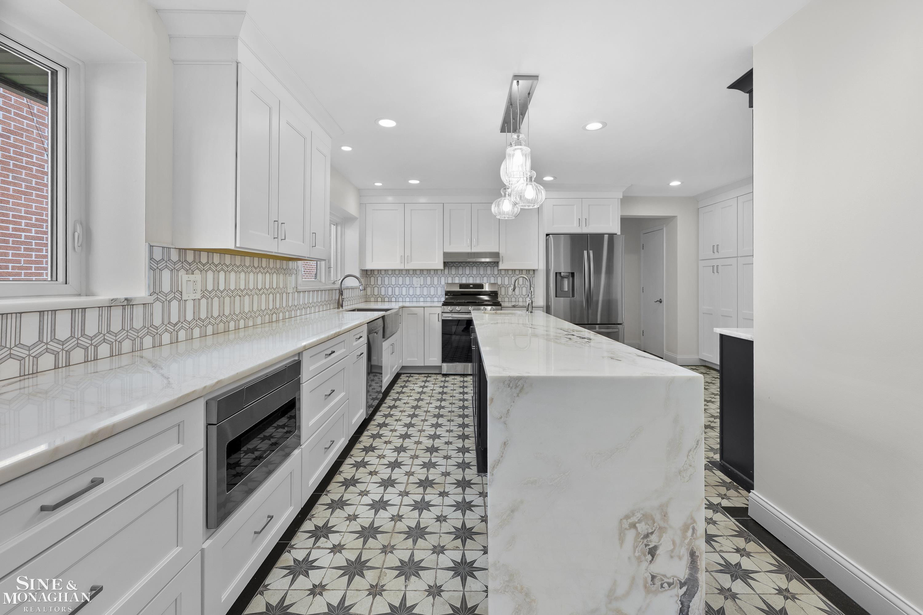 319 Kercheval Avenue, Grosse Pointe Farms, MI 48236 — Photo 14