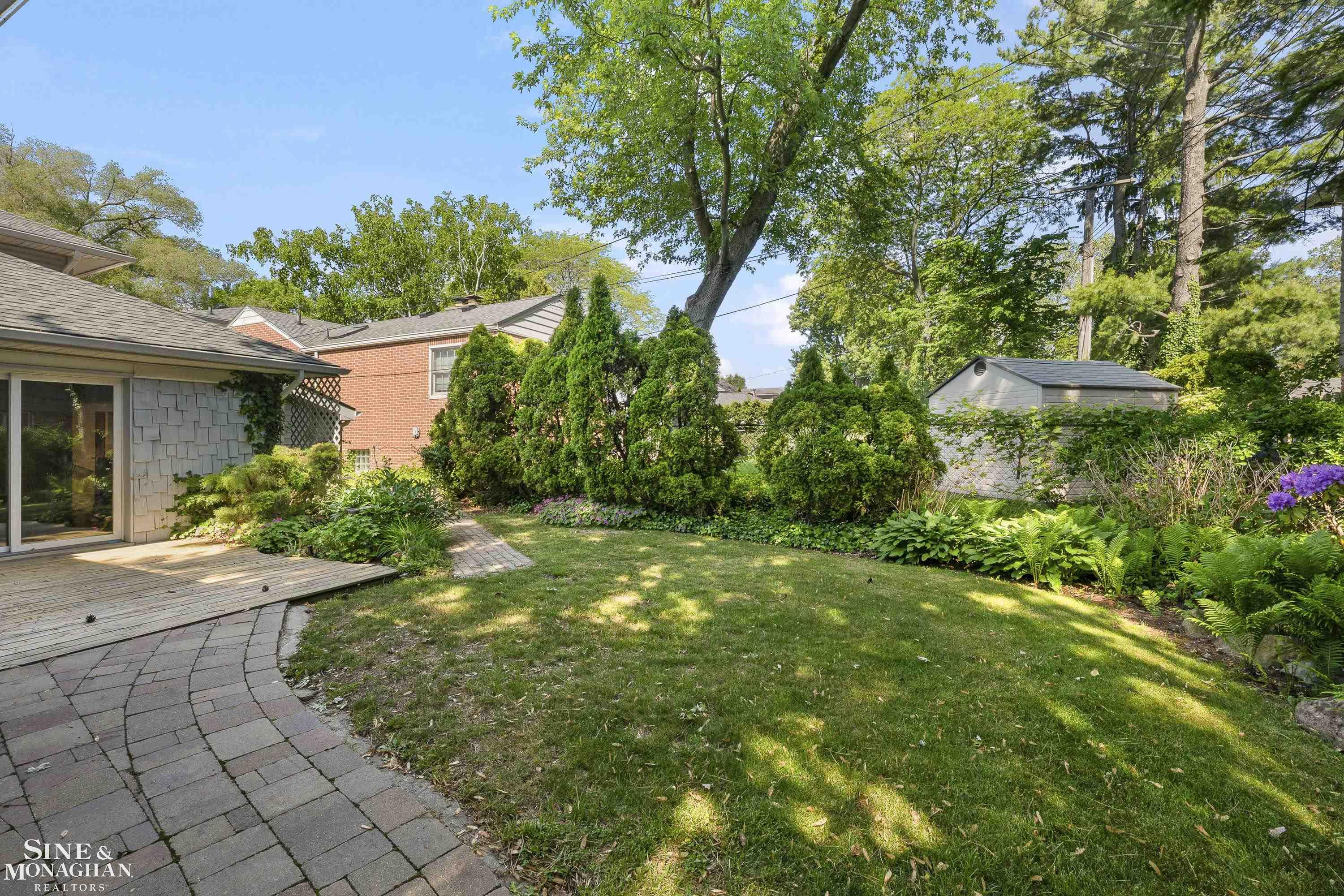 319 Kercheval Avenue, Grosse Pointe Farms, MI 48236 — Photo 24