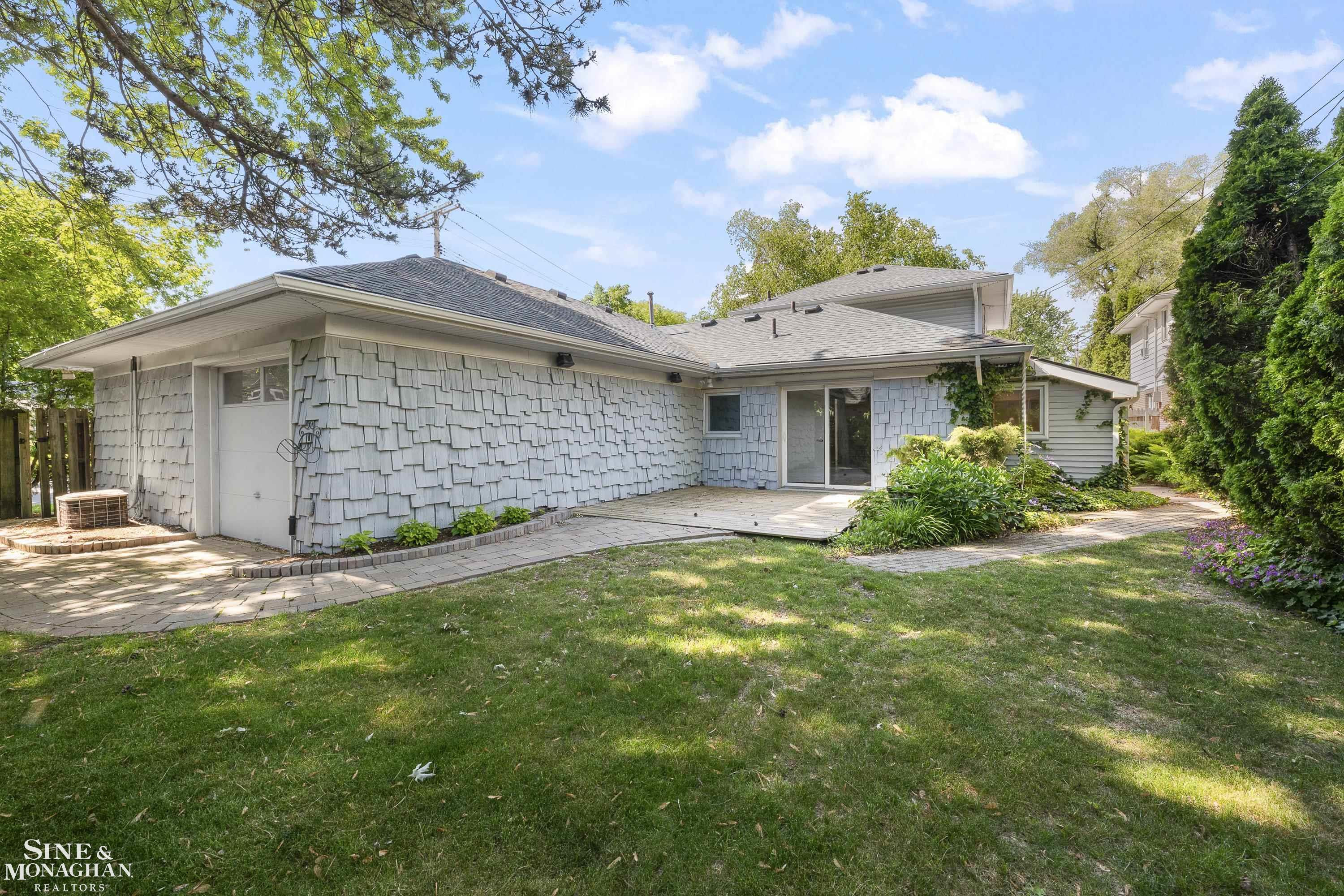 319 Kercheval Avenue, Grosse Pointe Farms, MI 48236 — Photo 36