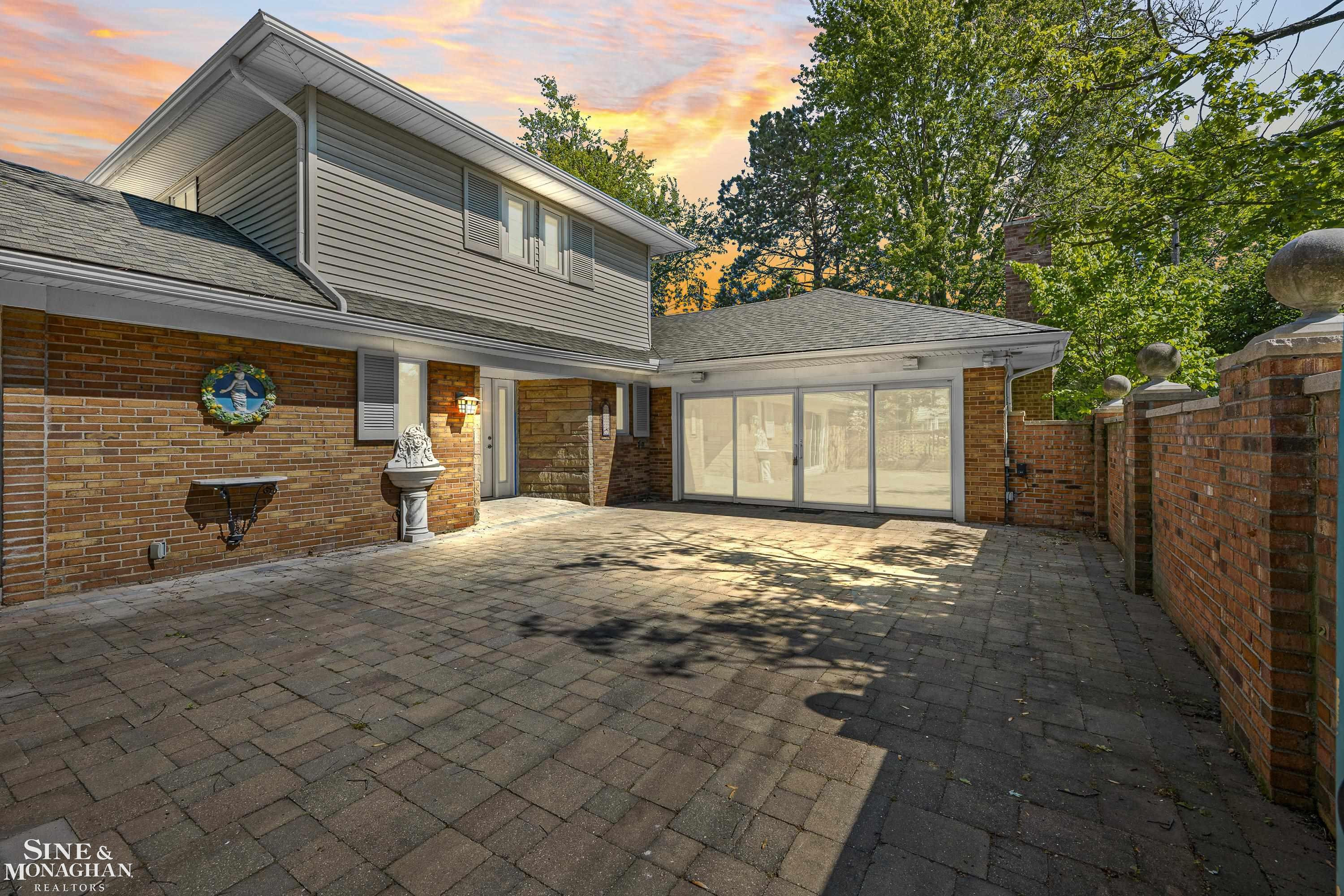 319 Kercheval Avenue, Grosse Pointe Farms, MI 48236 — Photo 40