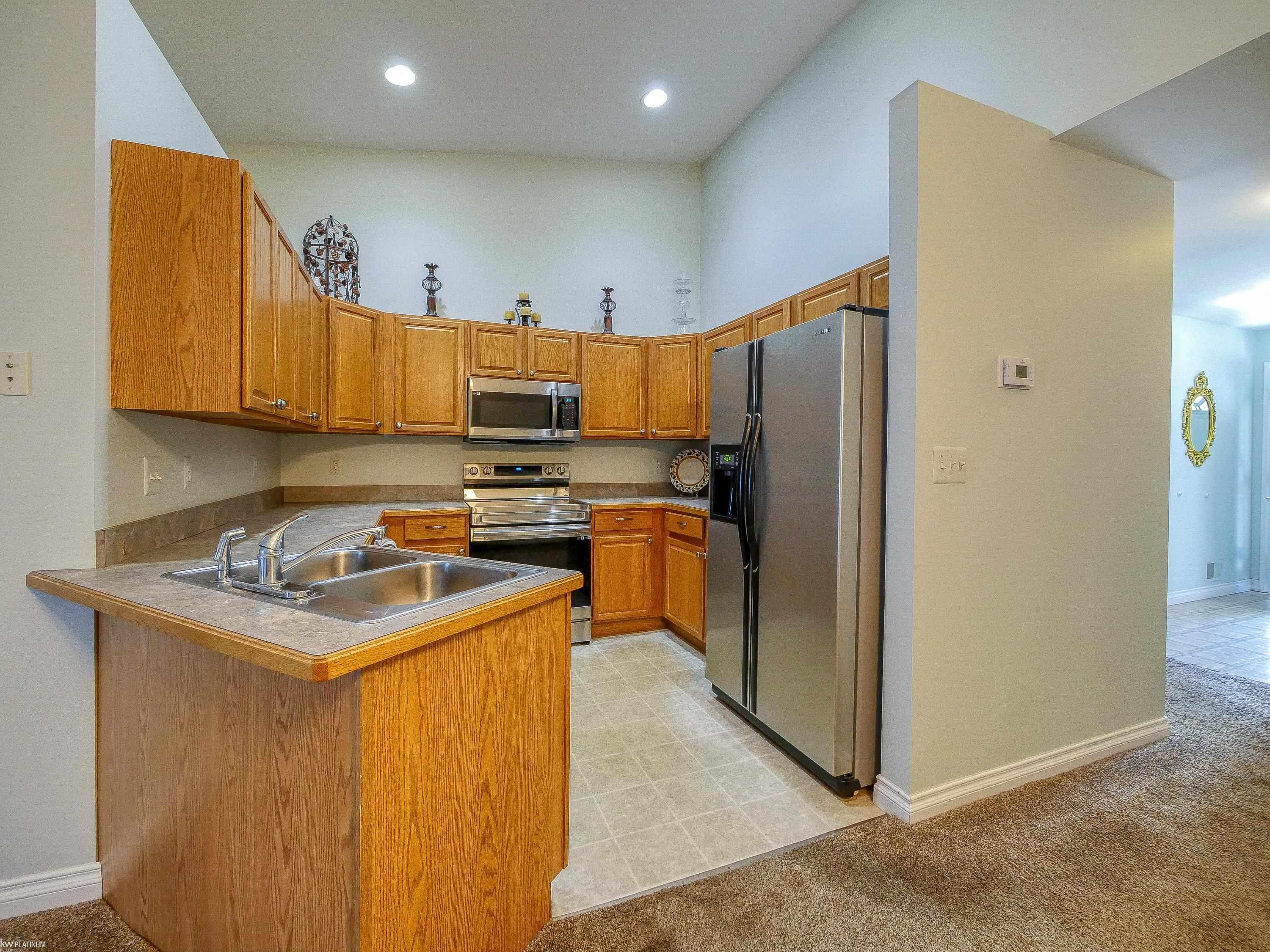 934 Lighthouse Drive, Marysville, MI 48040 — Photo 5