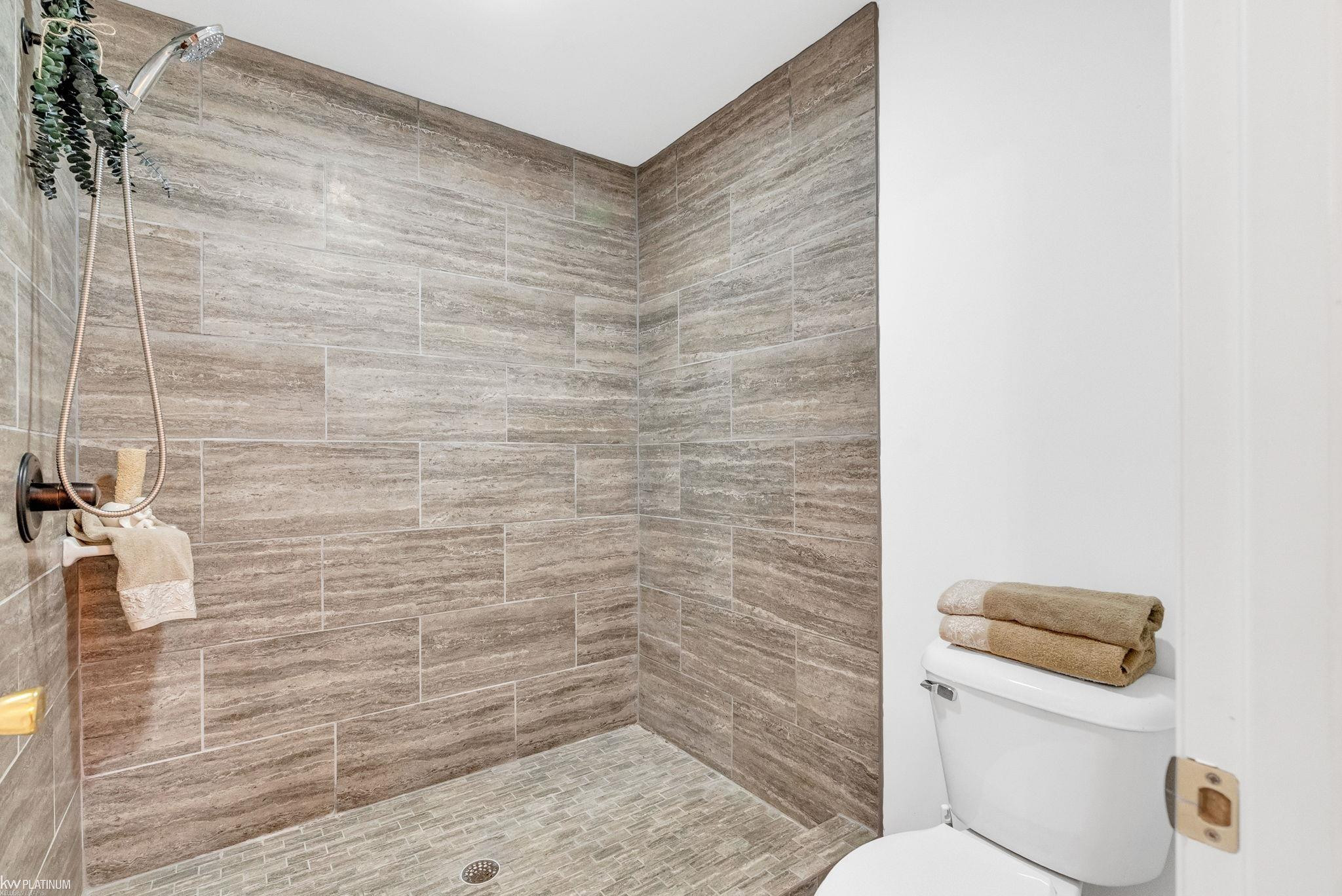 505 N Main Street, Yale, MI 48097 — Photo 14
