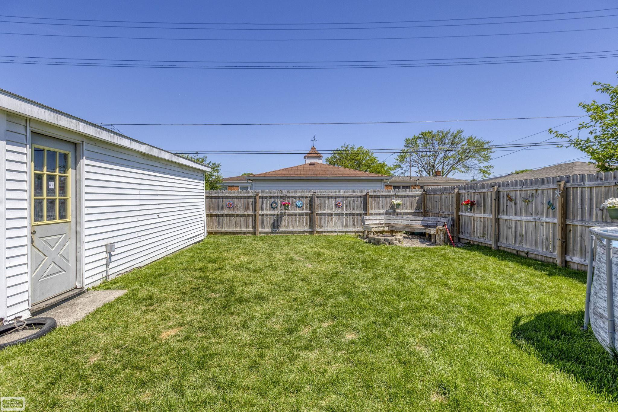 18029 Rainbow Street, Fraser, MI 48026 — Photo 27