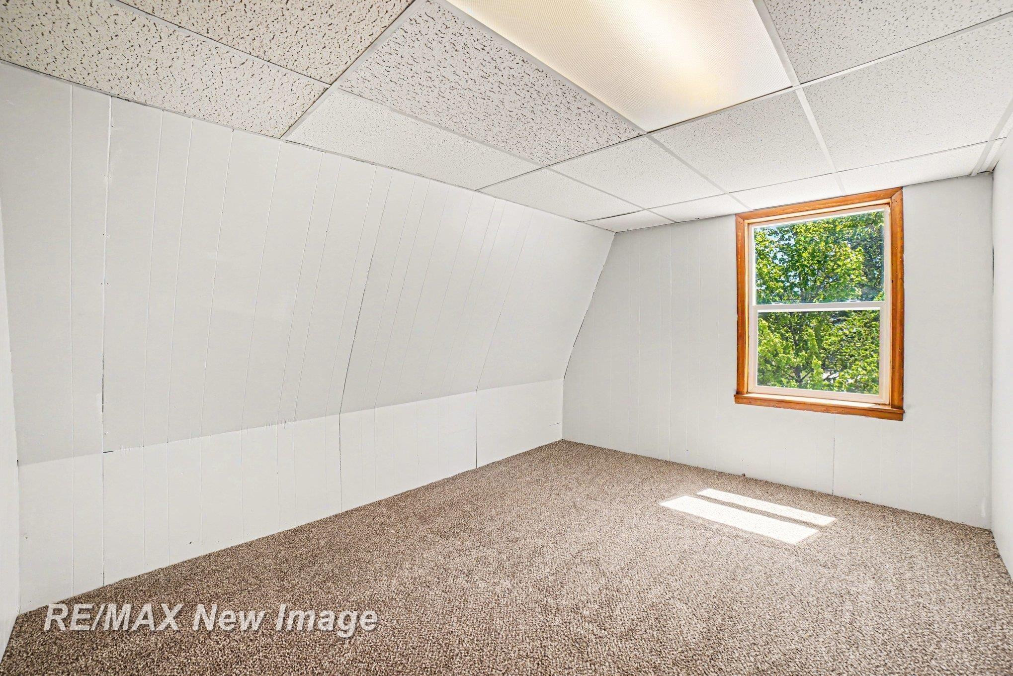 208 W Washington Street, Coleman, MI 48618 — Photo 15