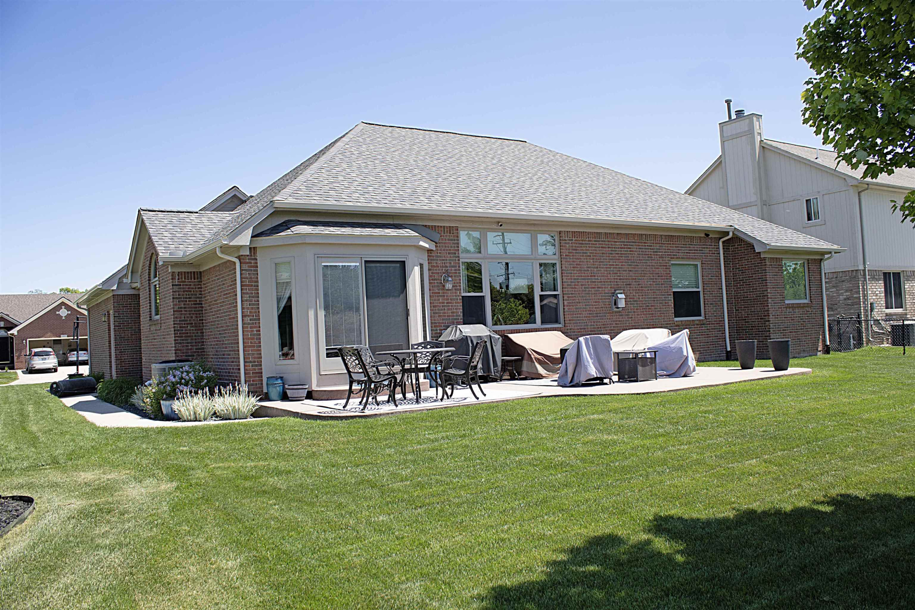 53579 Meadow Creek Drive, New Baltimore, MI 48047 — Photo 4