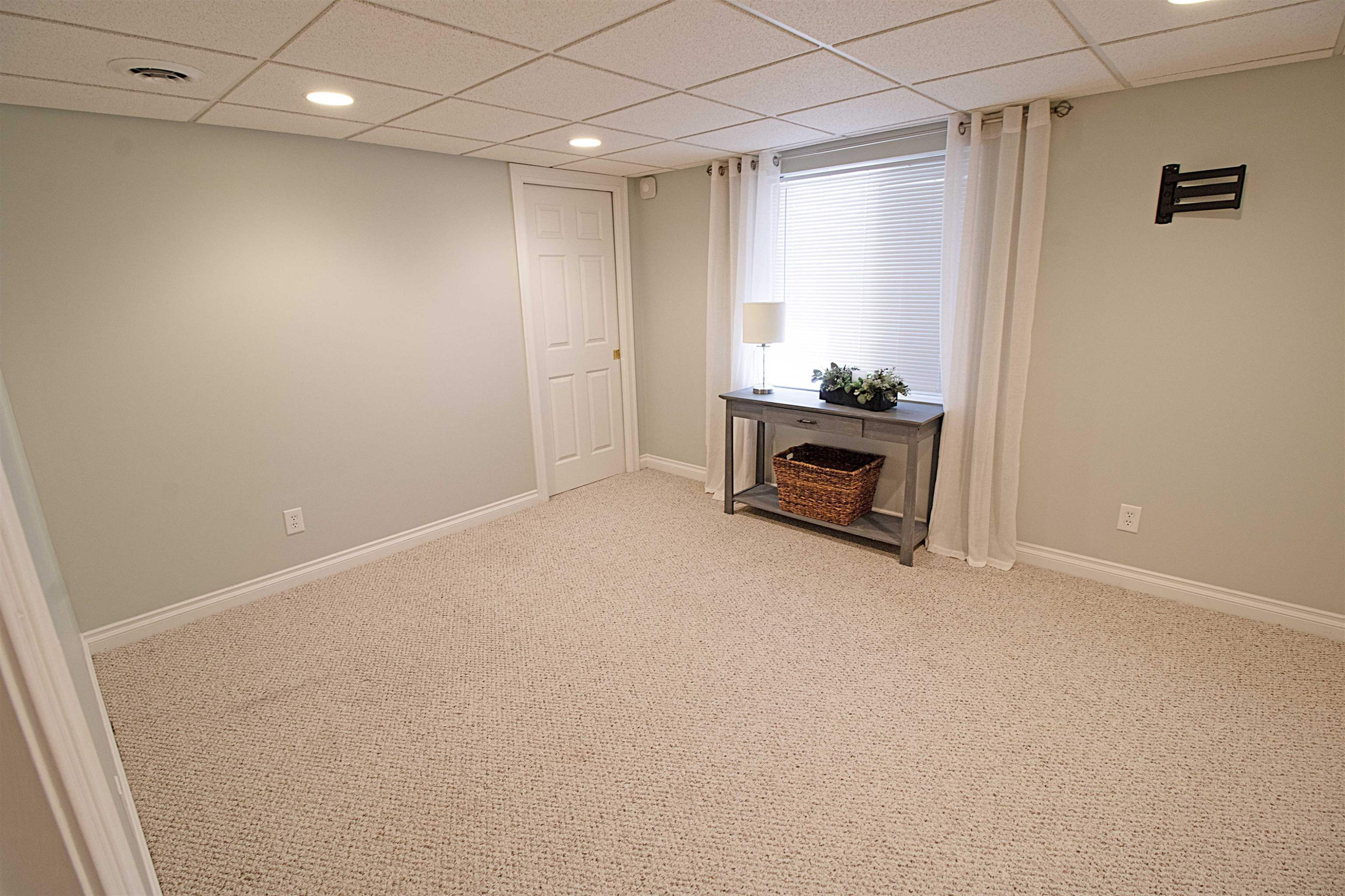 53579 Meadow Creek Drive, New Baltimore, MI 48047 — Photo 43