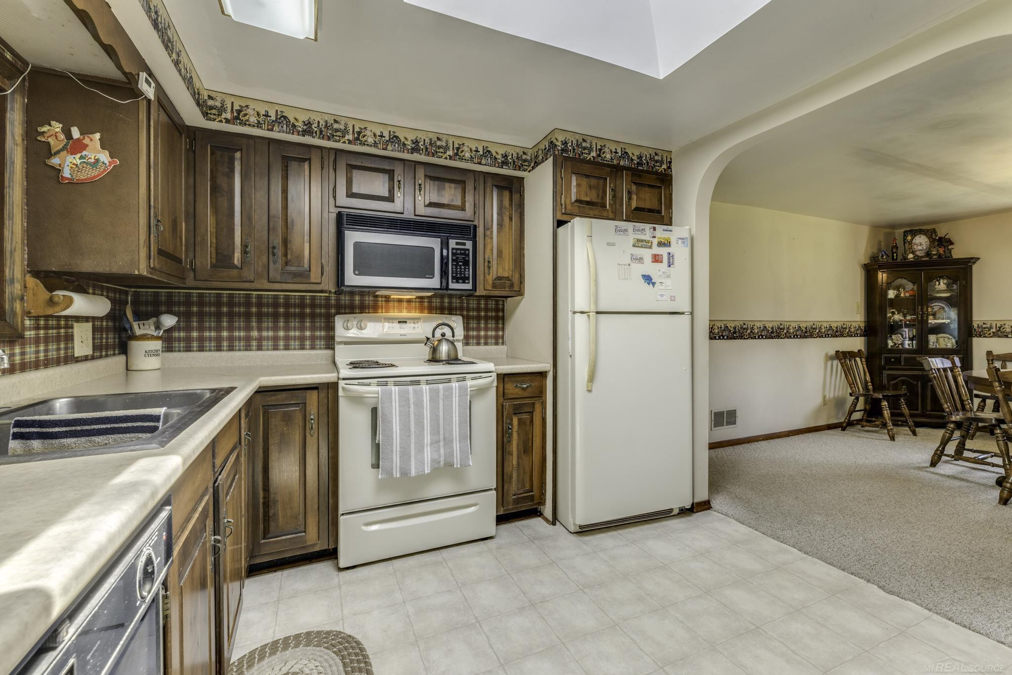 5950 Avalon Circle, Lexington, MI 48059 — Photo 17
