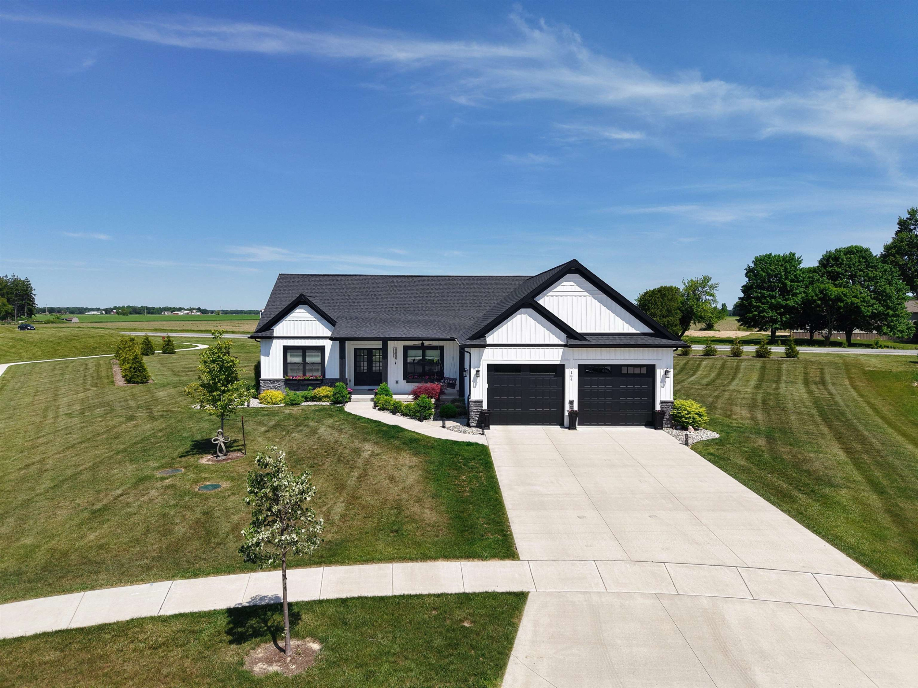 184 Queens Creek Drive, Frankenmuth, MI 48734 — Photo 7