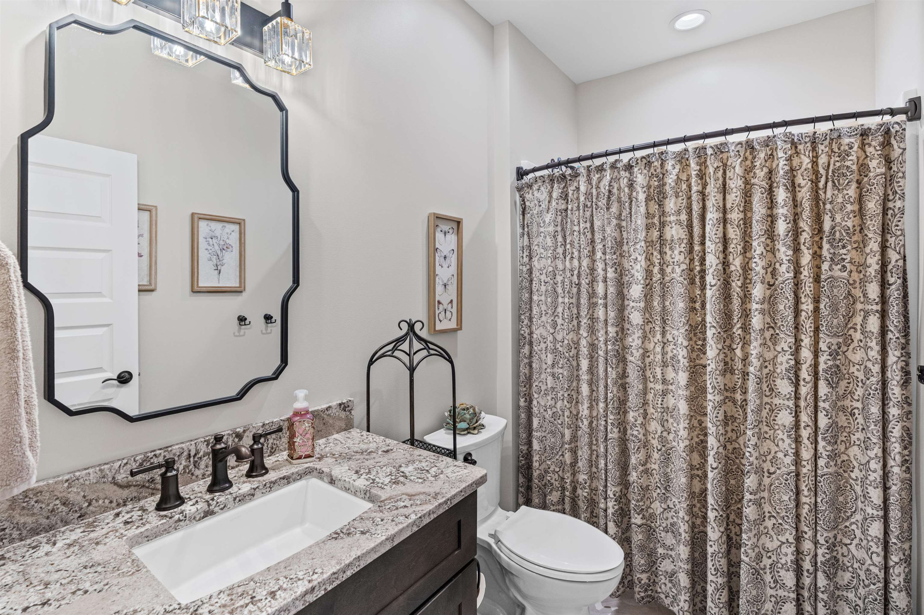 184 Queens Creek Drive, Frankenmuth, MI 48734 — Photo 31