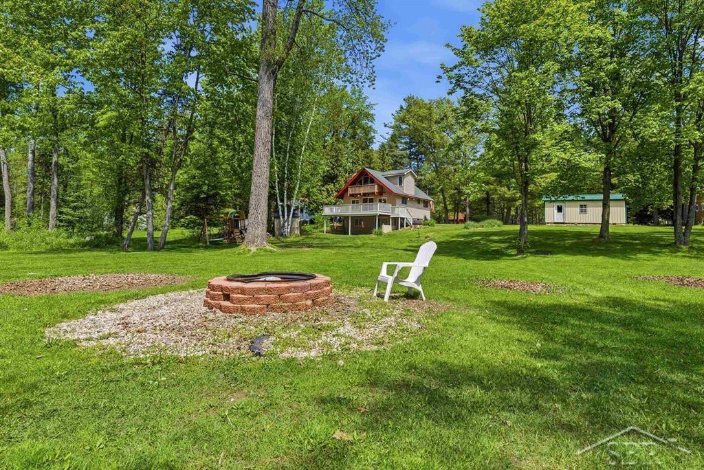 2710 S Whitney Beach Road, Beaverton, MI 48612 — Photo 2