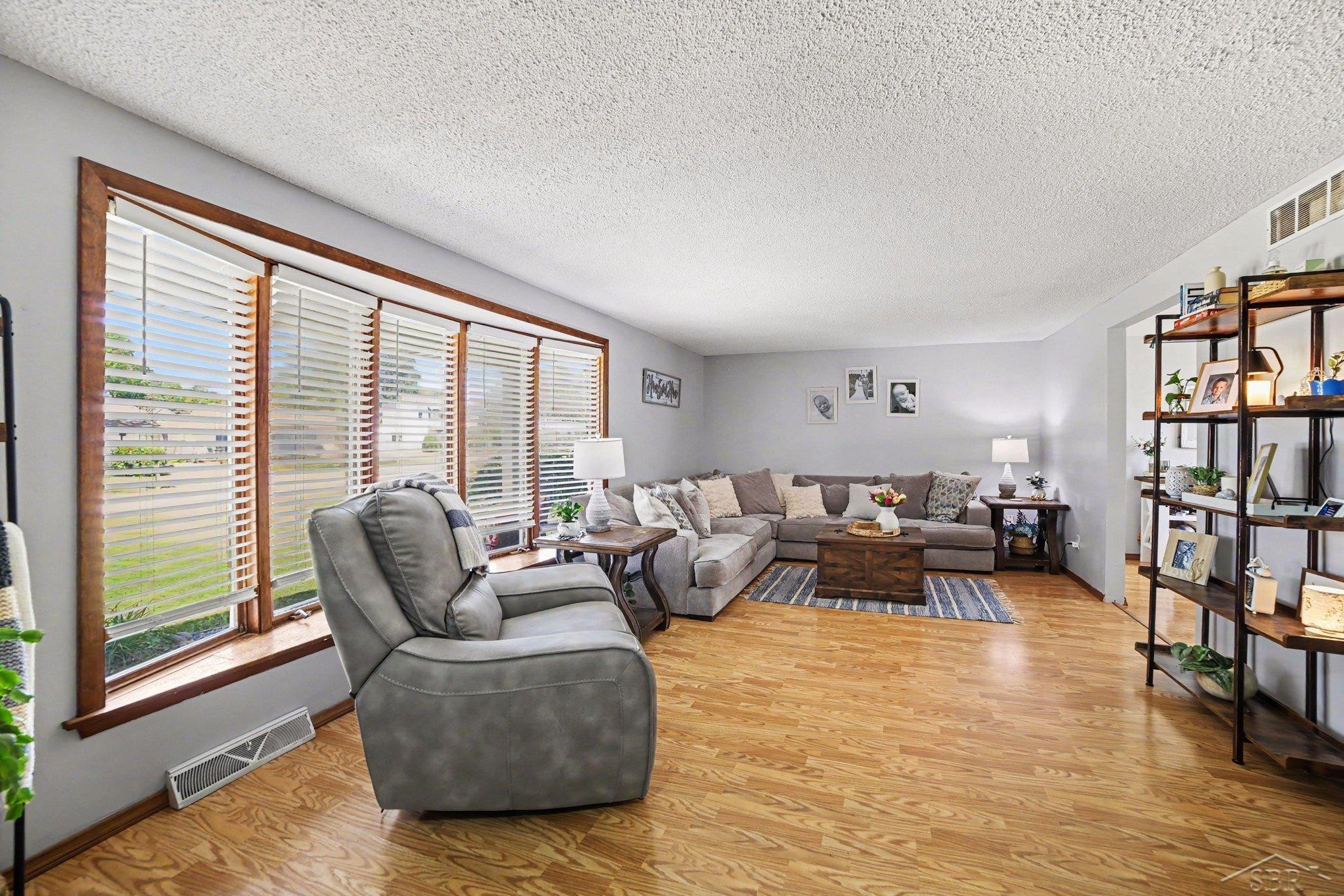 660 Plymouth Road, Saginaw, MI 48638 — Photo 3