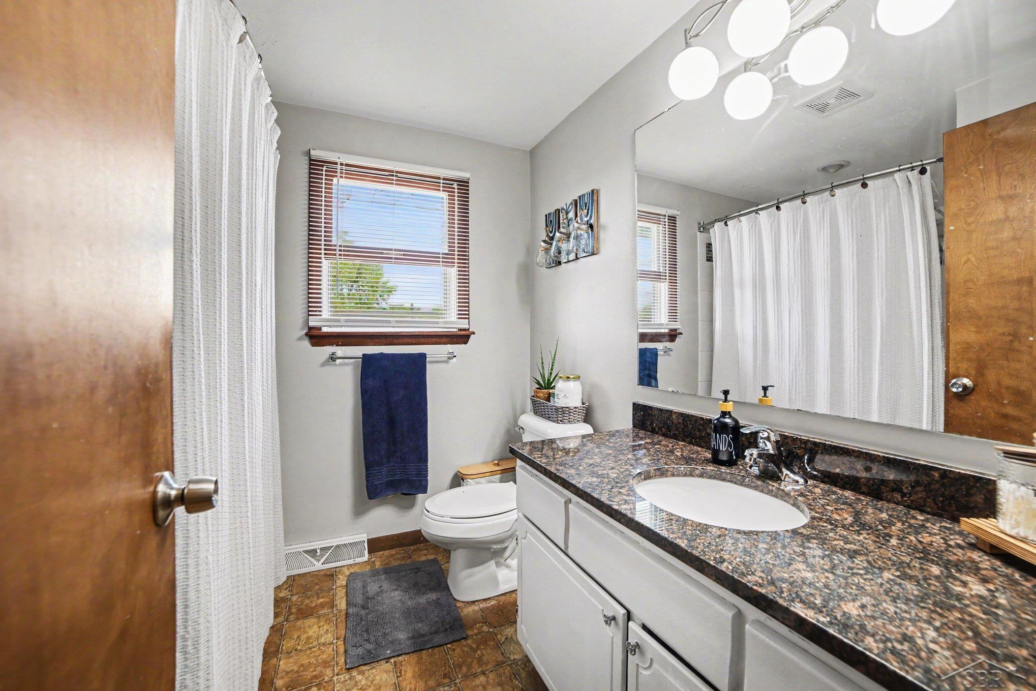 660 Plymouth Road, Saginaw, MI 48638 — Photo 19