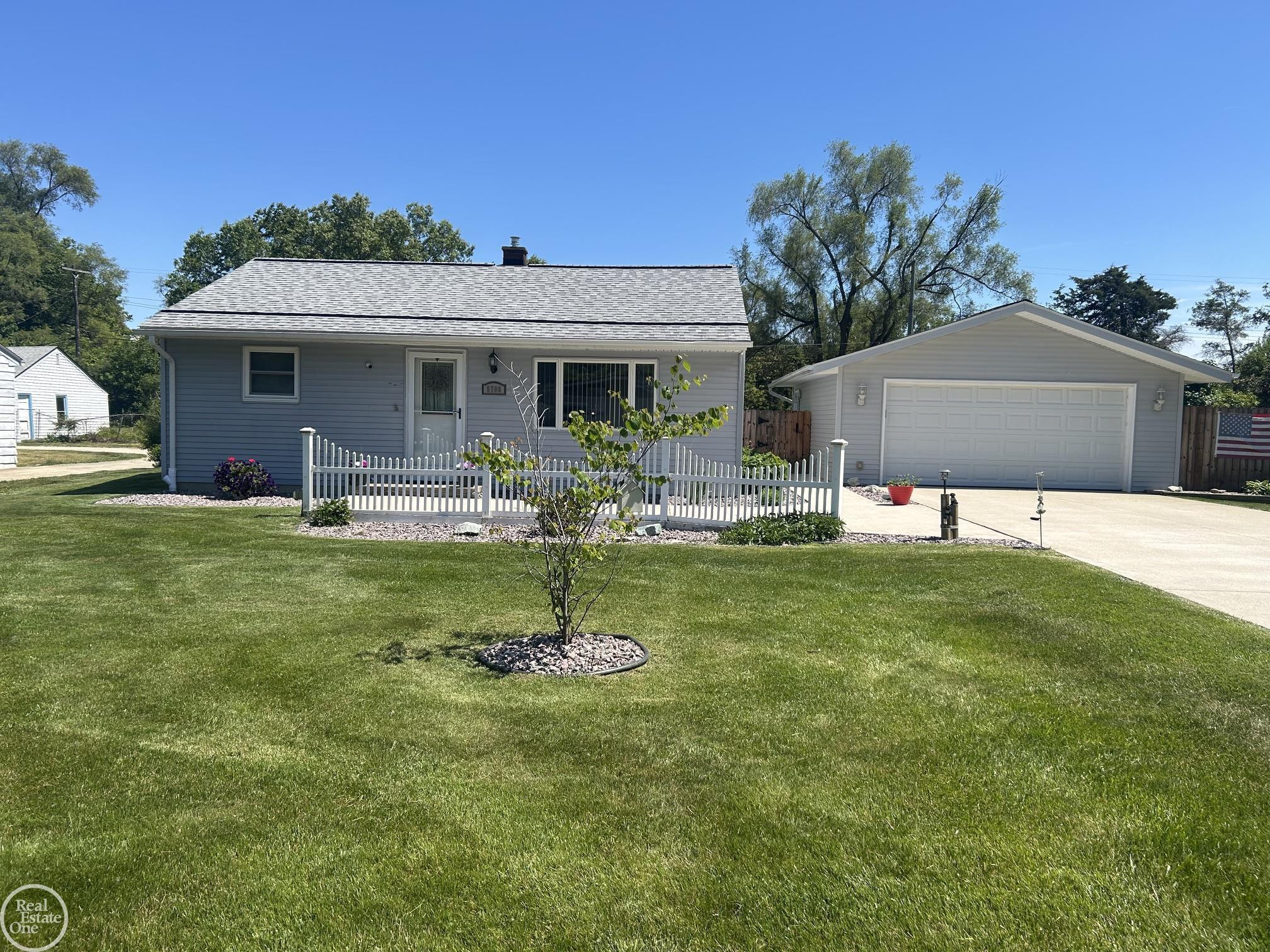 5700 Parkdale Street, Shelby Twp, MI 48317 — front exterior