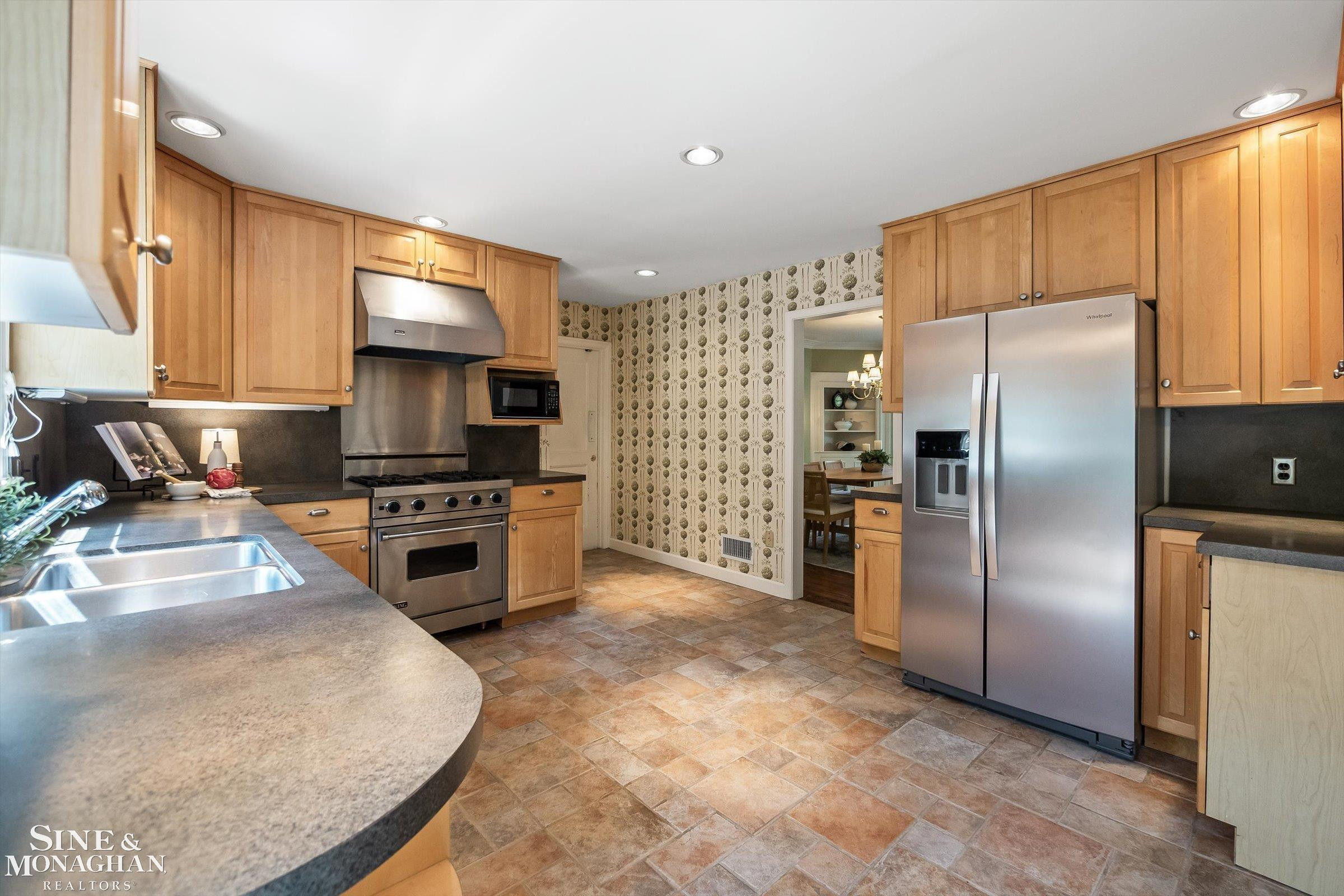 1023 Harvard Road, Grosse Pointe Park, MI 48230 — Photo 19