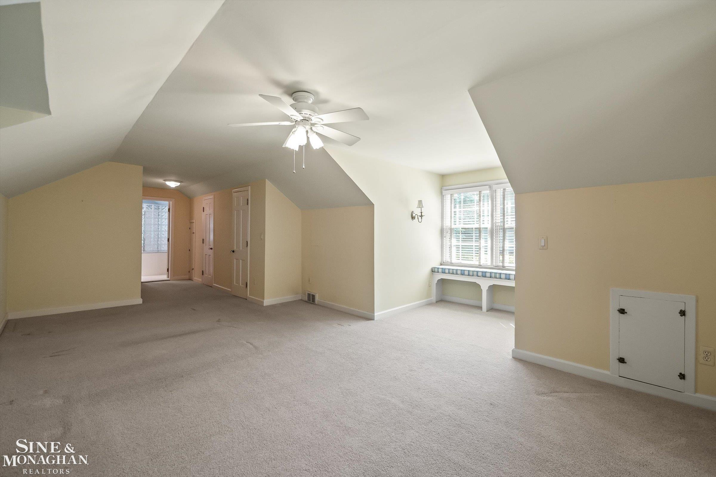 1023 Harvard Road, Grosse Pointe Park, MI 48230 — Photo 29