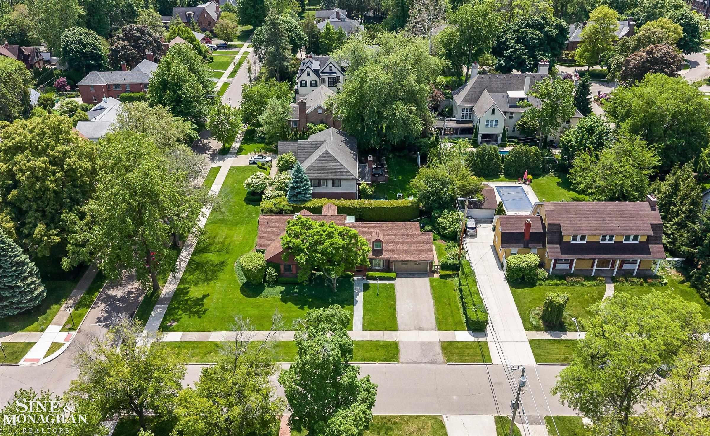 1023 Harvard Road, Grosse Pointe Park, MI 48230 — Photo 45