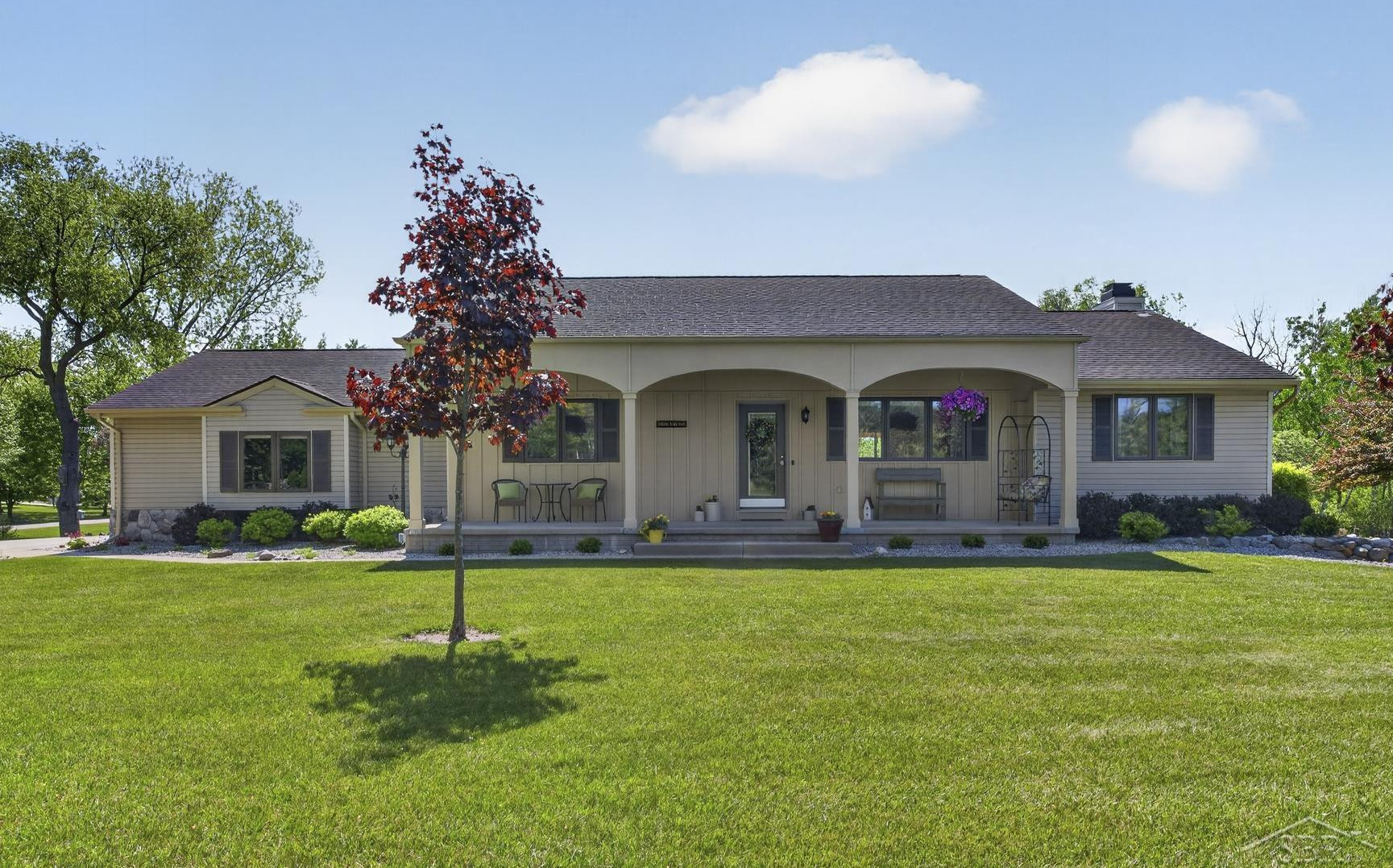 637 Riverview Court, Gladwin, MI 48624