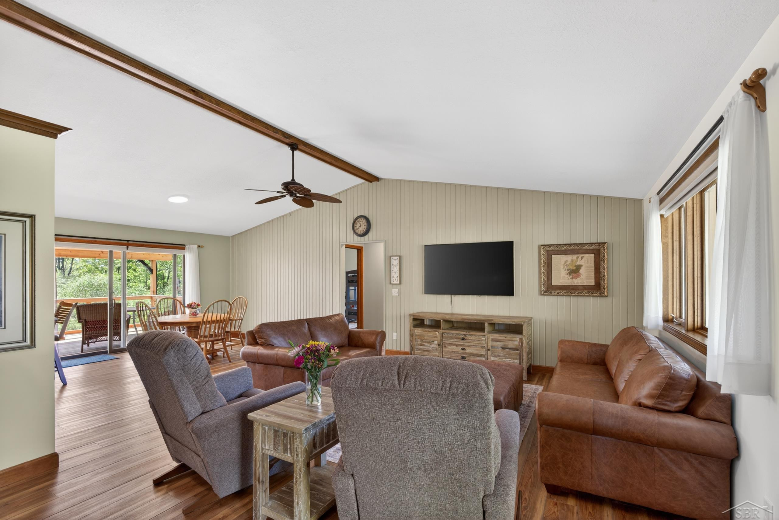 637 Riverview Court, Gladwin, MI 48624 — Photo 10