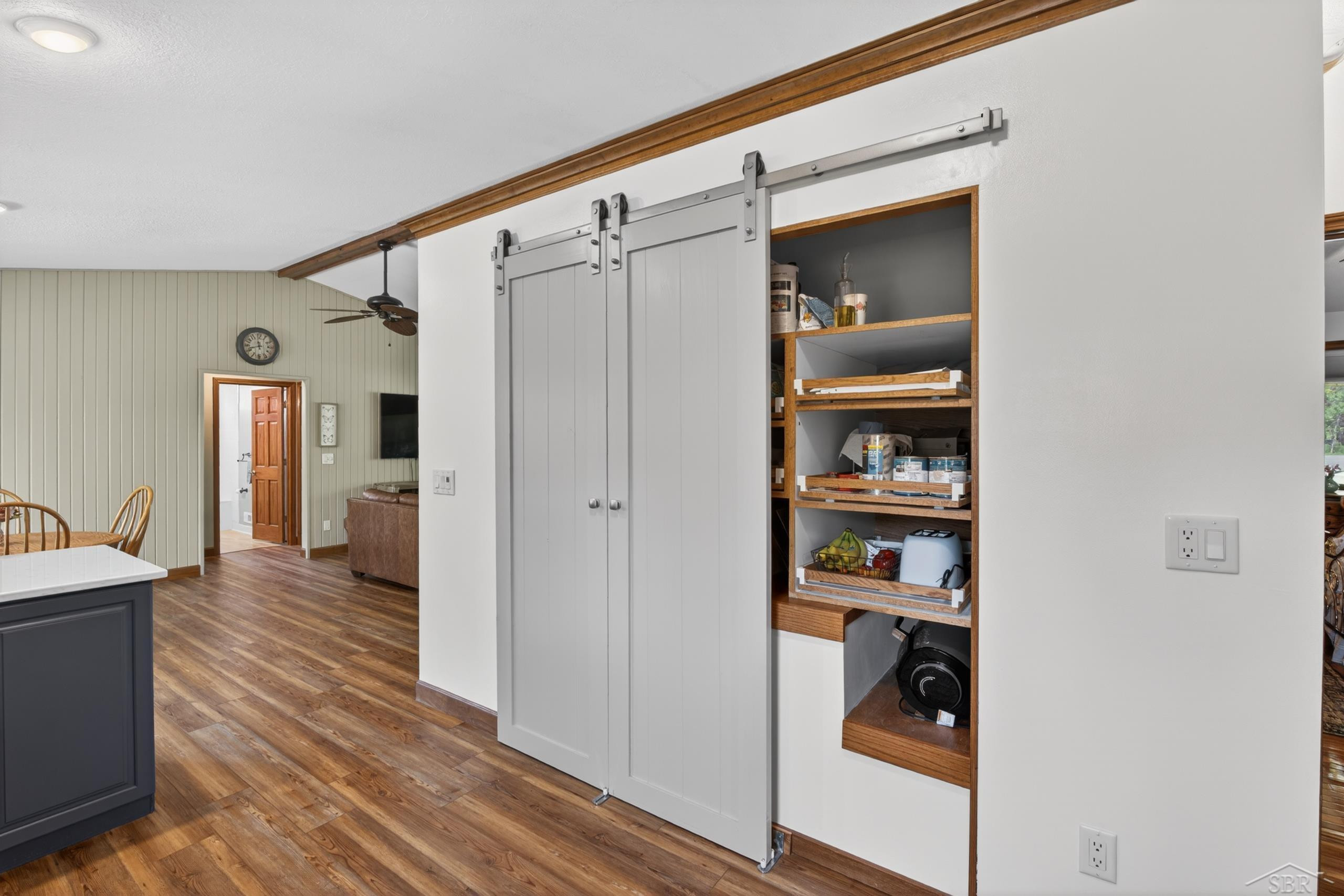 637 Riverview Court, Gladwin, MI 48624 — Photo 17