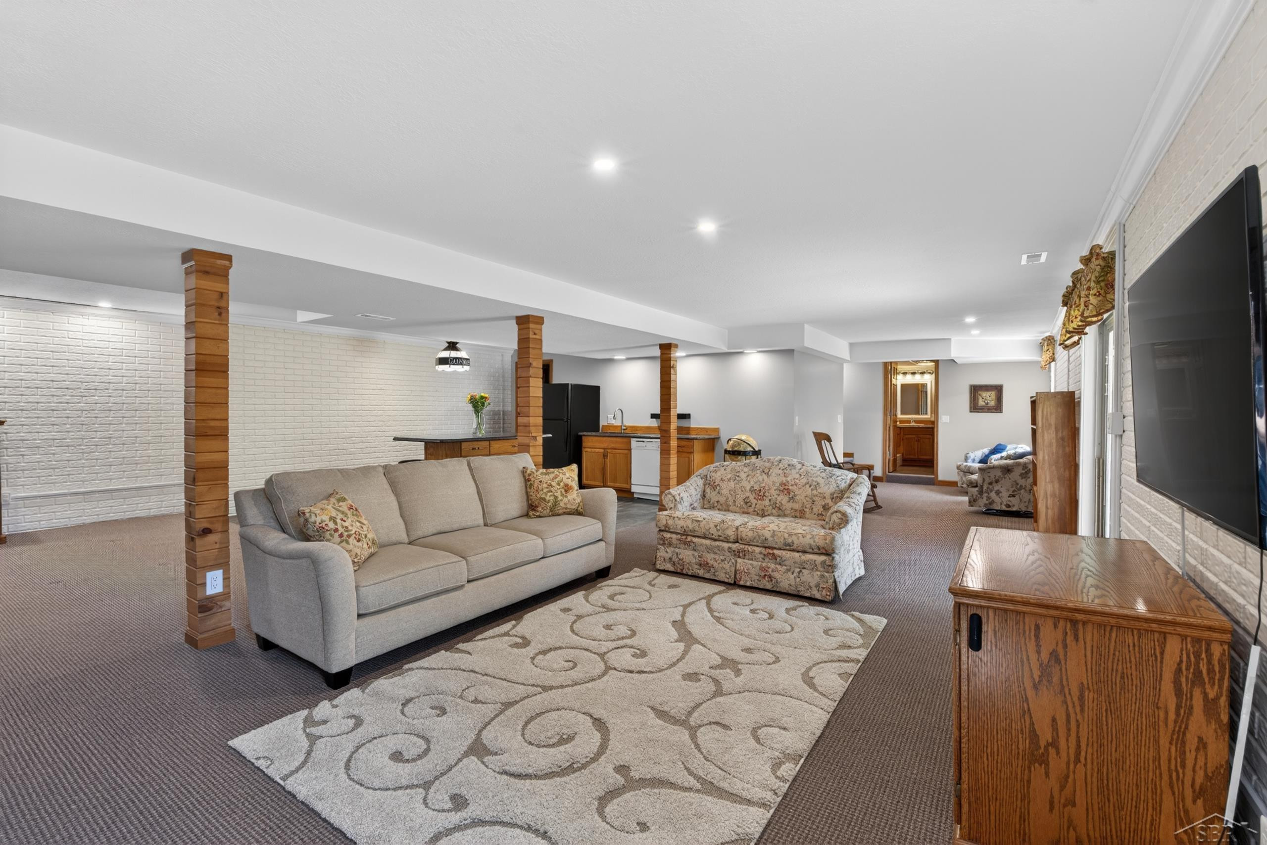 637 Riverview Court, Gladwin, MI 48624 — Photo 32