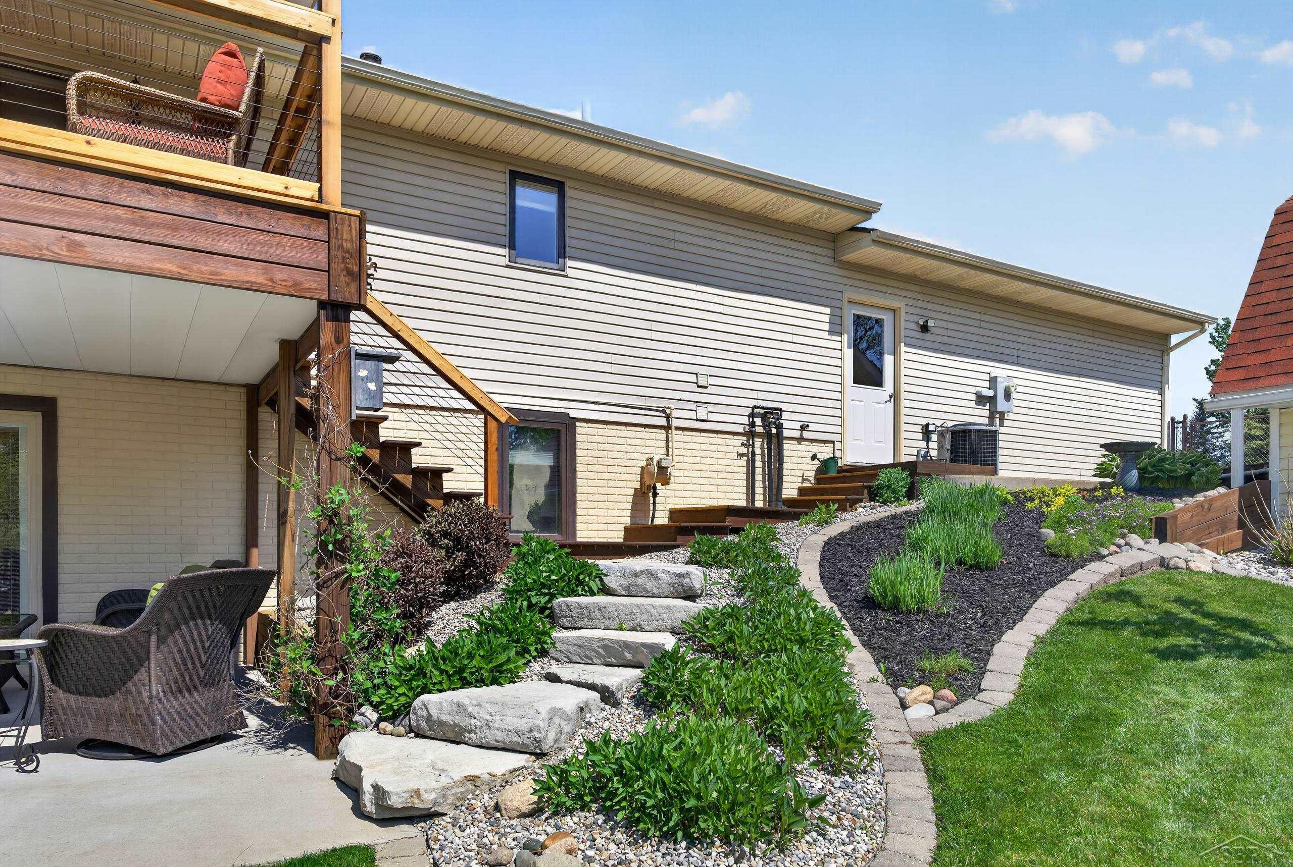 637 Riverview Court, Gladwin, MI 48624 — Photo 44