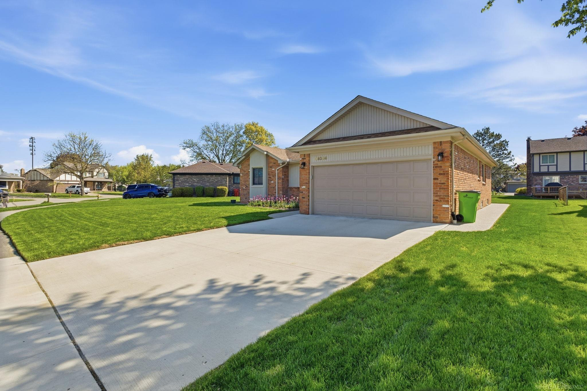 46346 Hollowoode Lane, Macomb, MI 48044 — Photo 3