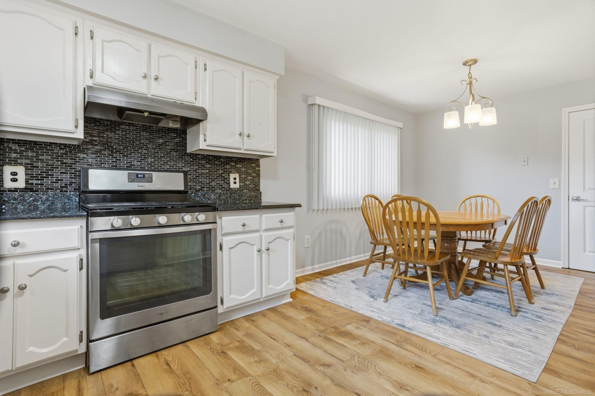 46346 Hollowoode Lane, Macomb, MI 48044 — Photo 9