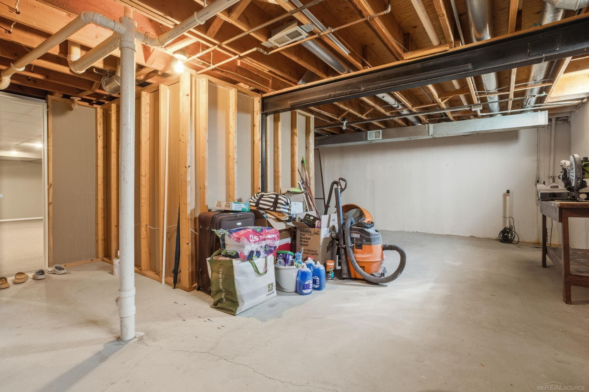 46346 Hollowoode Lane, Macomb, MI 48044 — Photo 21