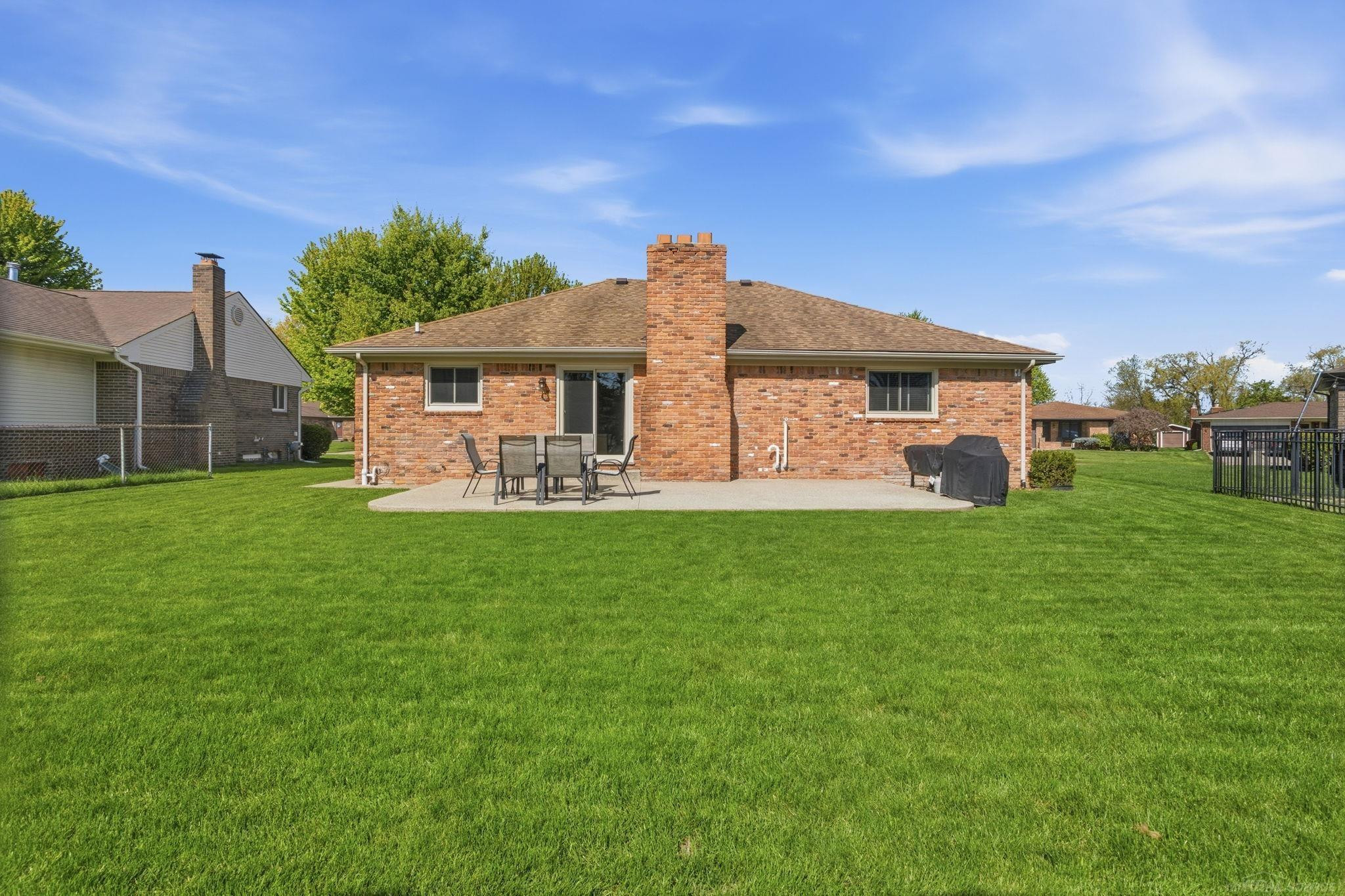 46346 Hollowoode Lane, Macomb, MI 48044 — Photo 24