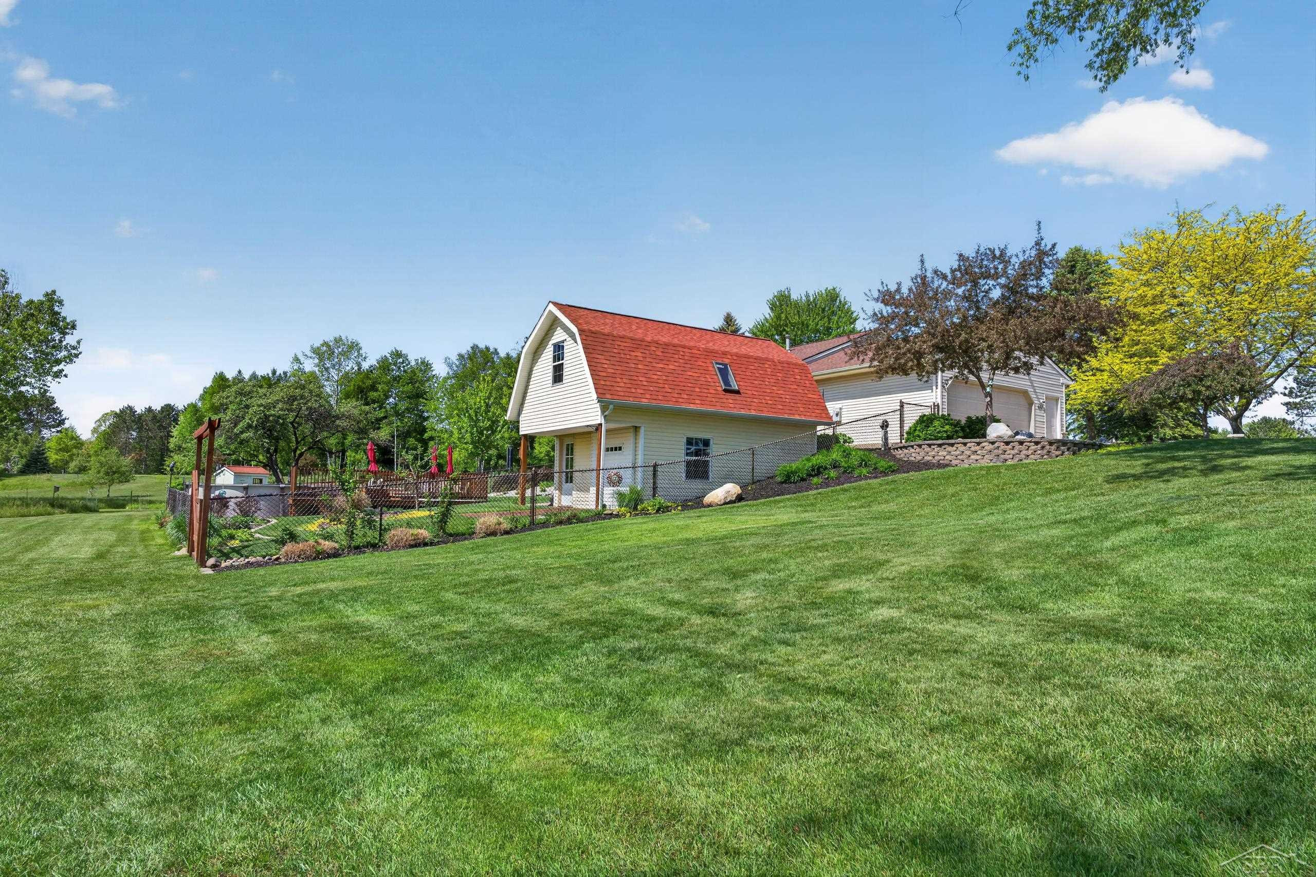 637 Riverview Court, Gladwin, MI 48624 — Photo 58