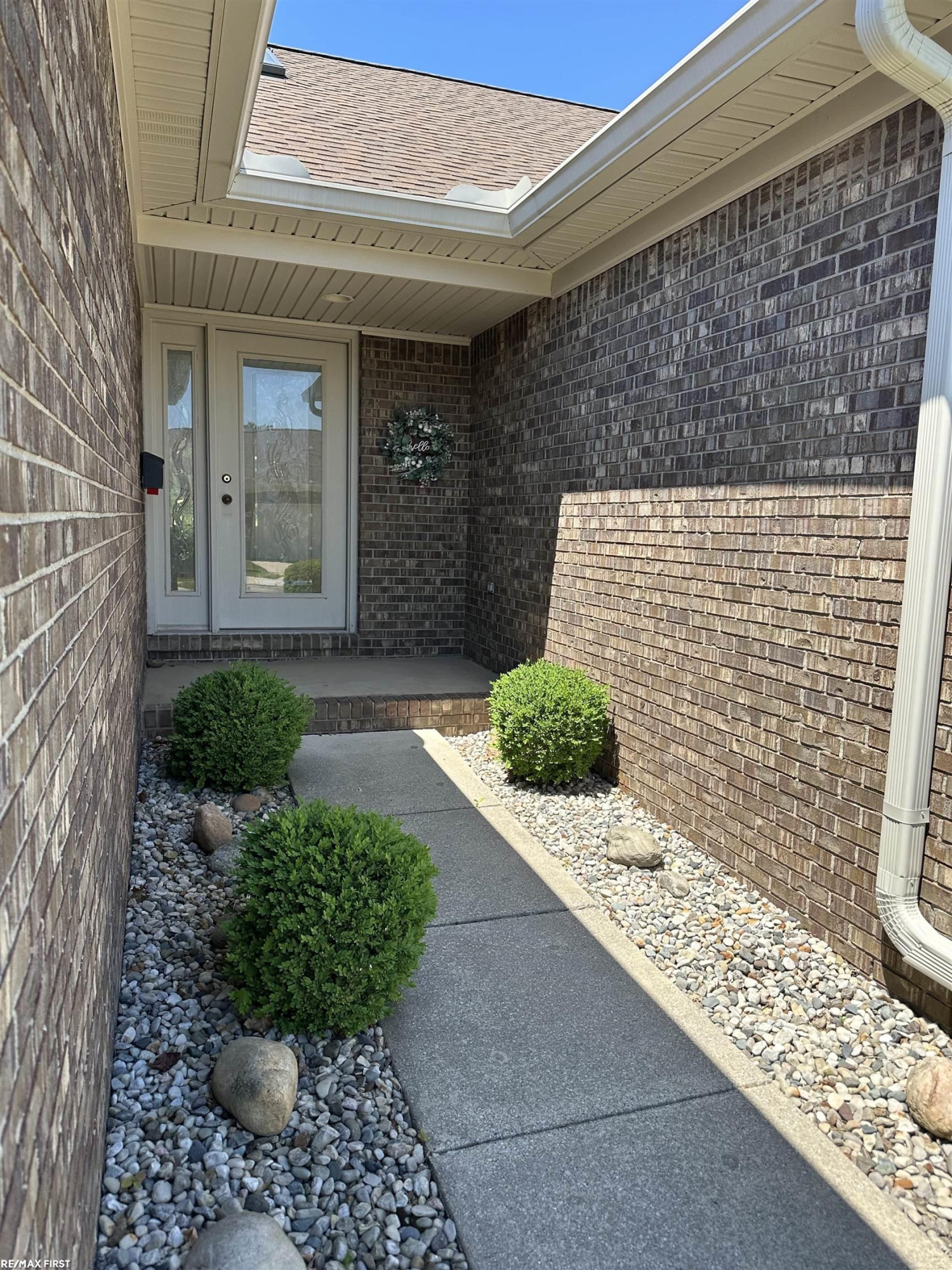673 W Snowbird Circle, MI 48079 — Photo 3