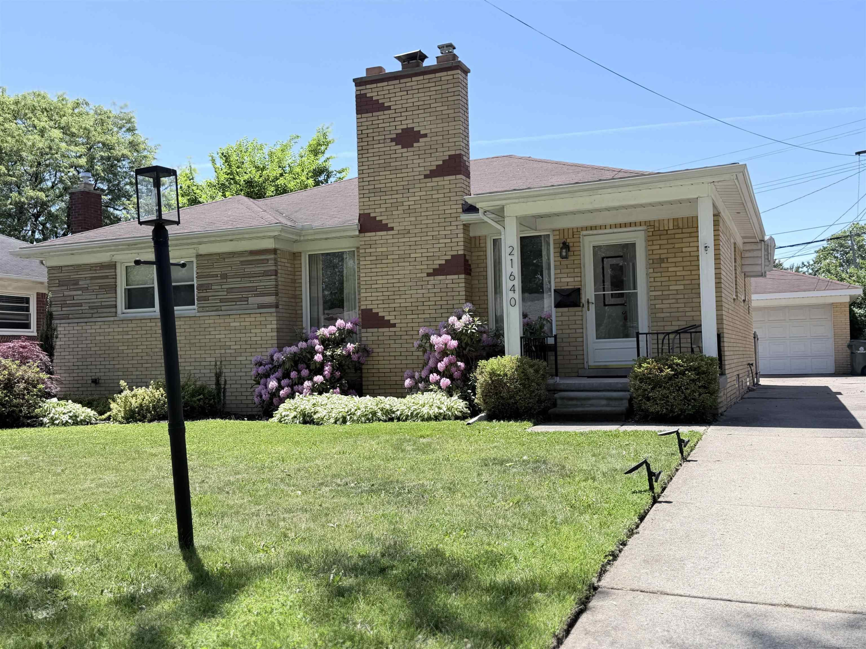 21640 Mauer Street, Saint Clair Shores, MI 48080 — front exterior