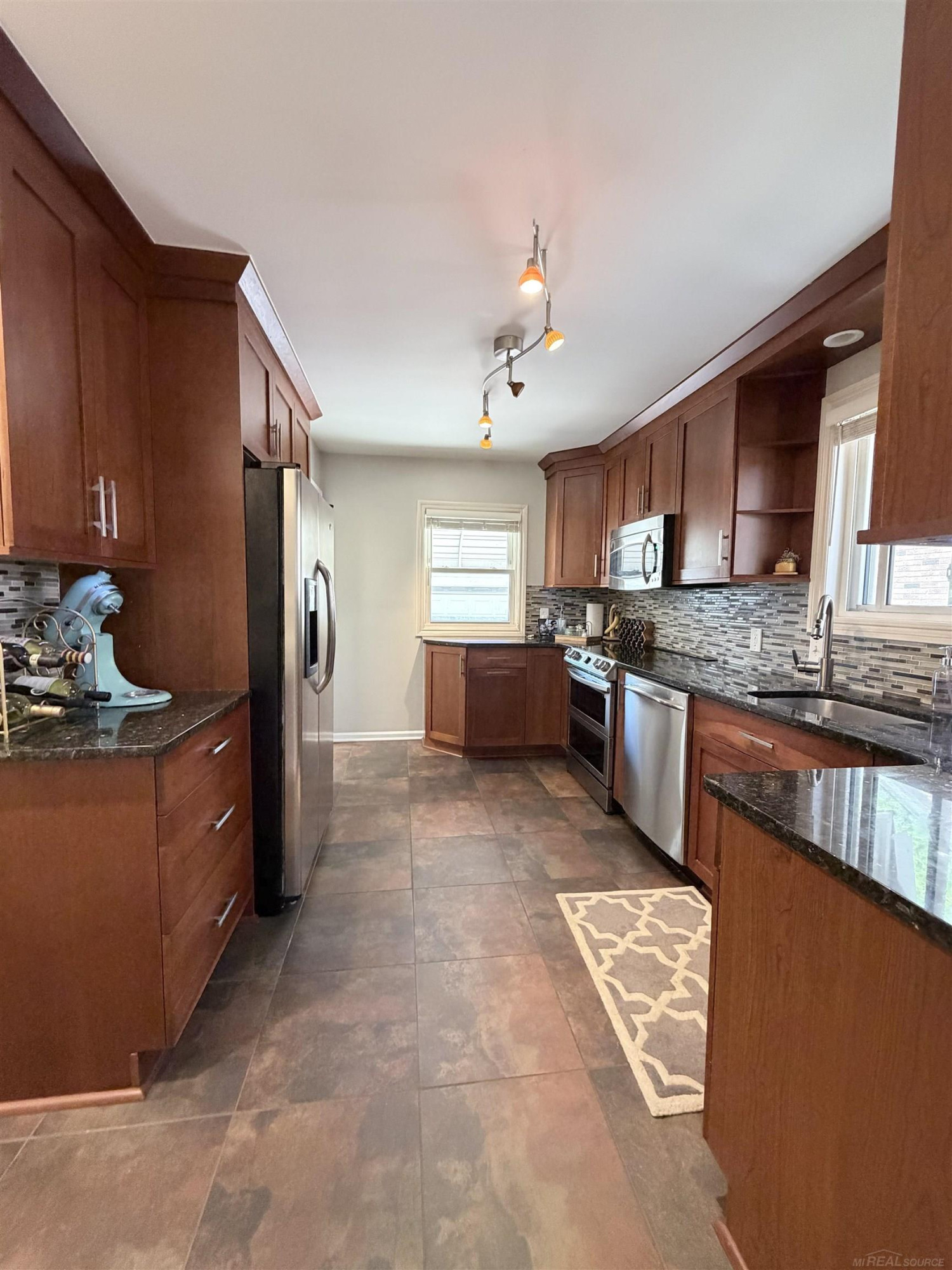 21640 Mauer Street, Saint Clair Shores, MI 48080 — Photo 7