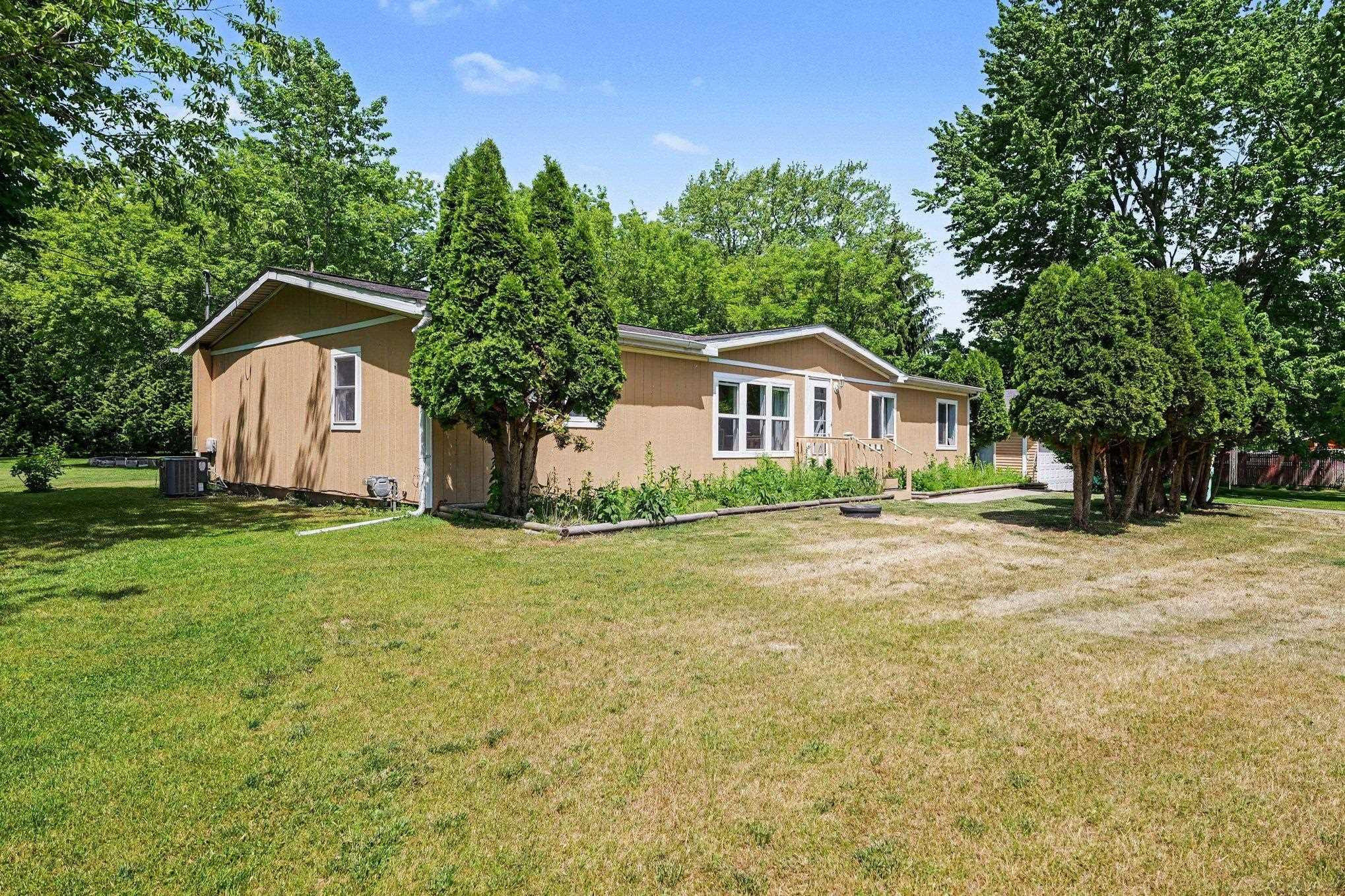 3254 N Euclid Road, Bay City, MI 48706