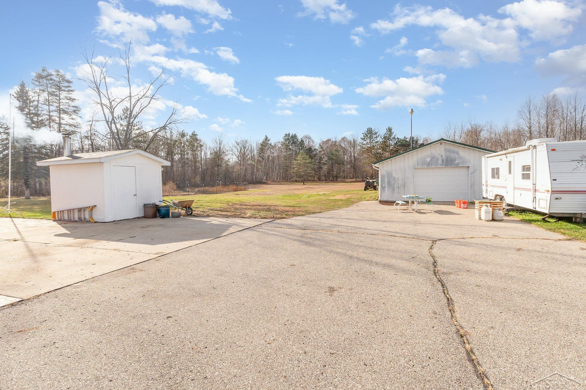 3532 S Ten Mile Road, Breckenridge, MI 48615 — Photo 30