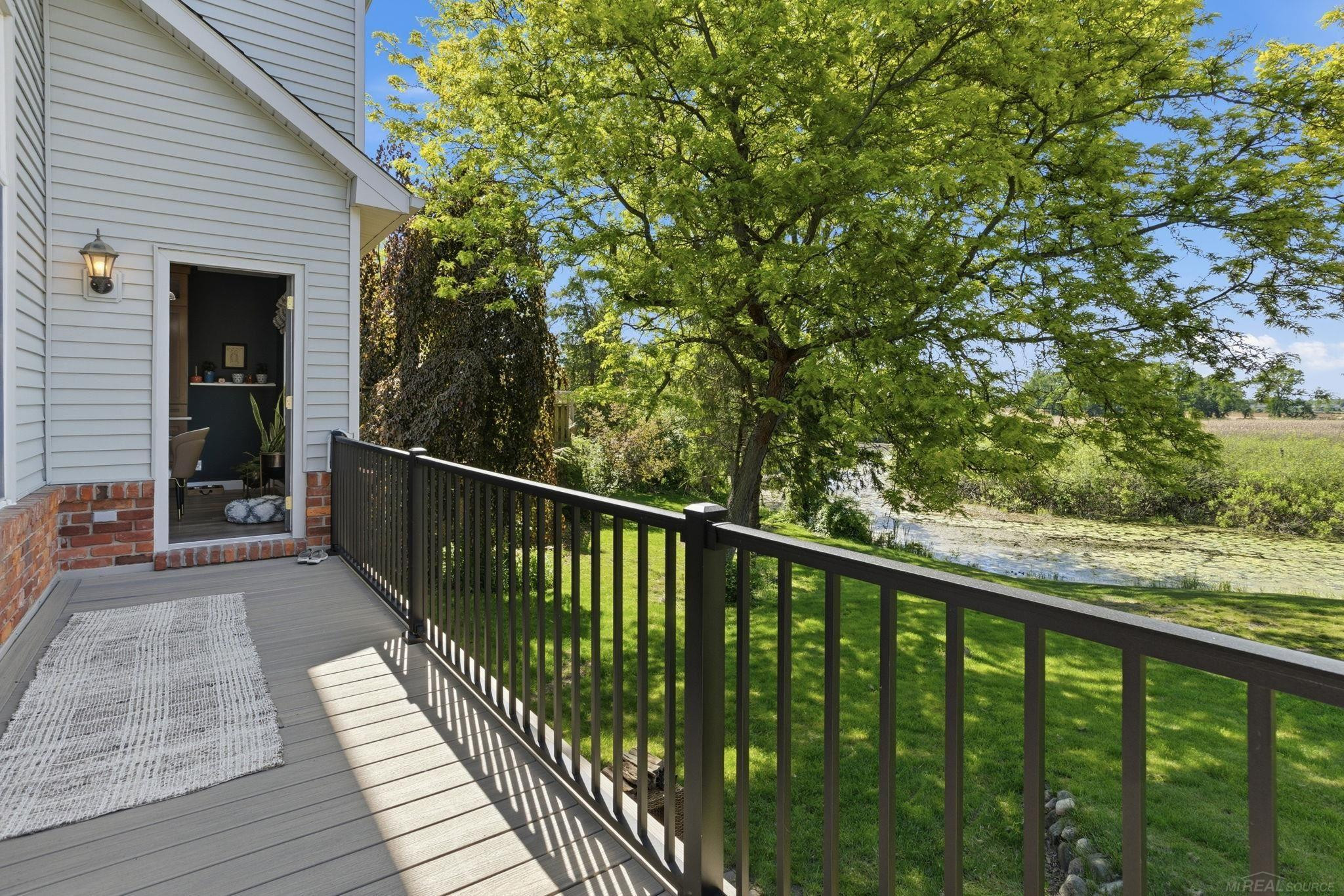 565 Lakes Edge Drive, Oxford, MI 48371 — Photo 31