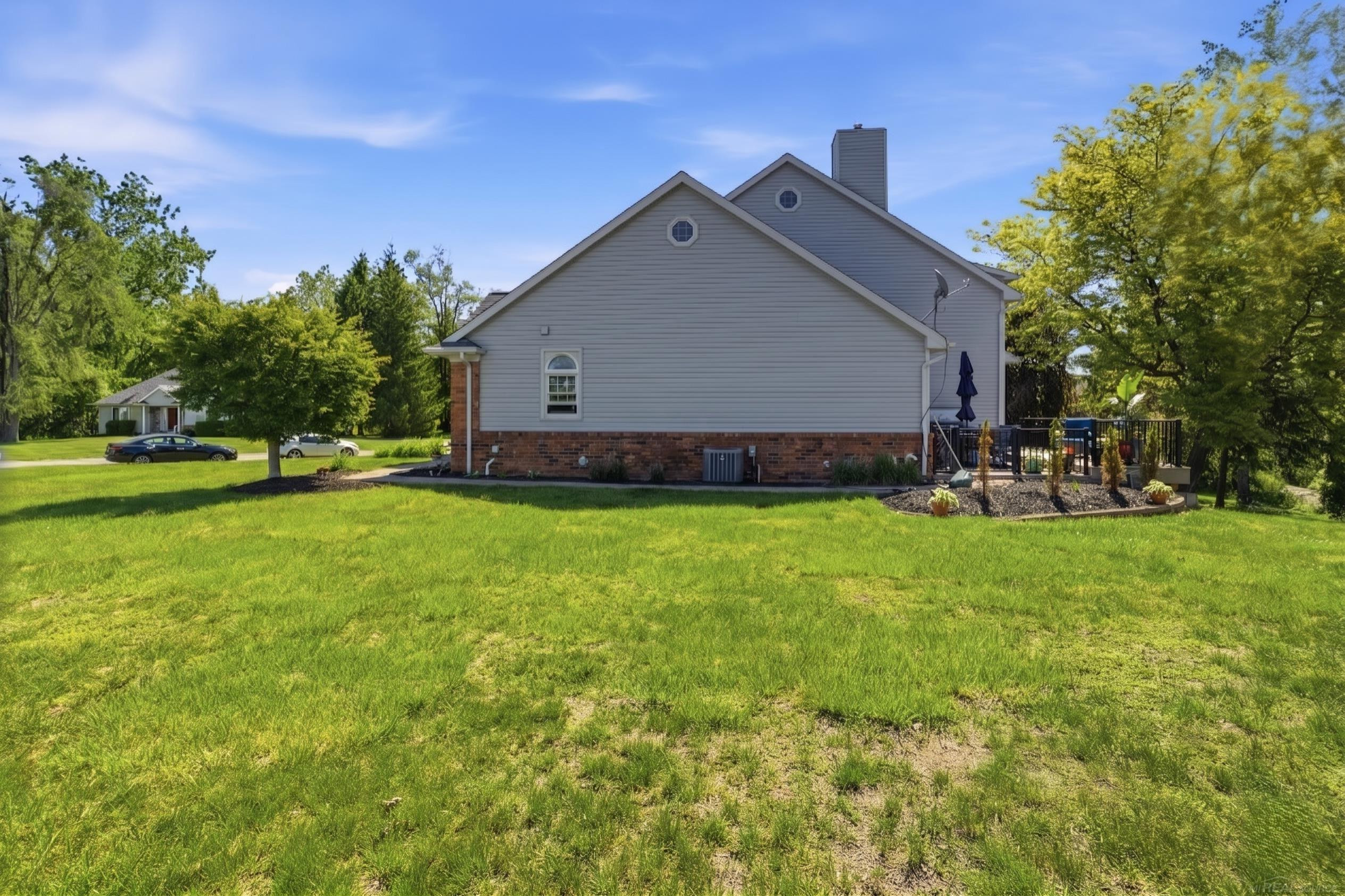 565 Lakes Edge Drive, Oxford, MI 48371 — Photo 35
