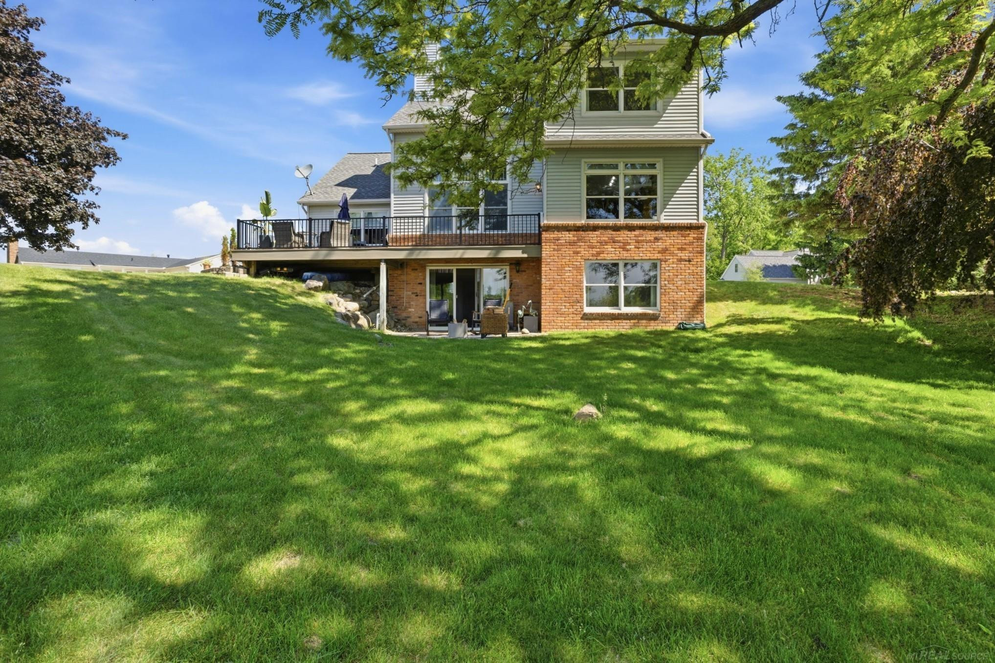 565 Lakes Edge Drive, Oxford, MI 48371 — Photo 37