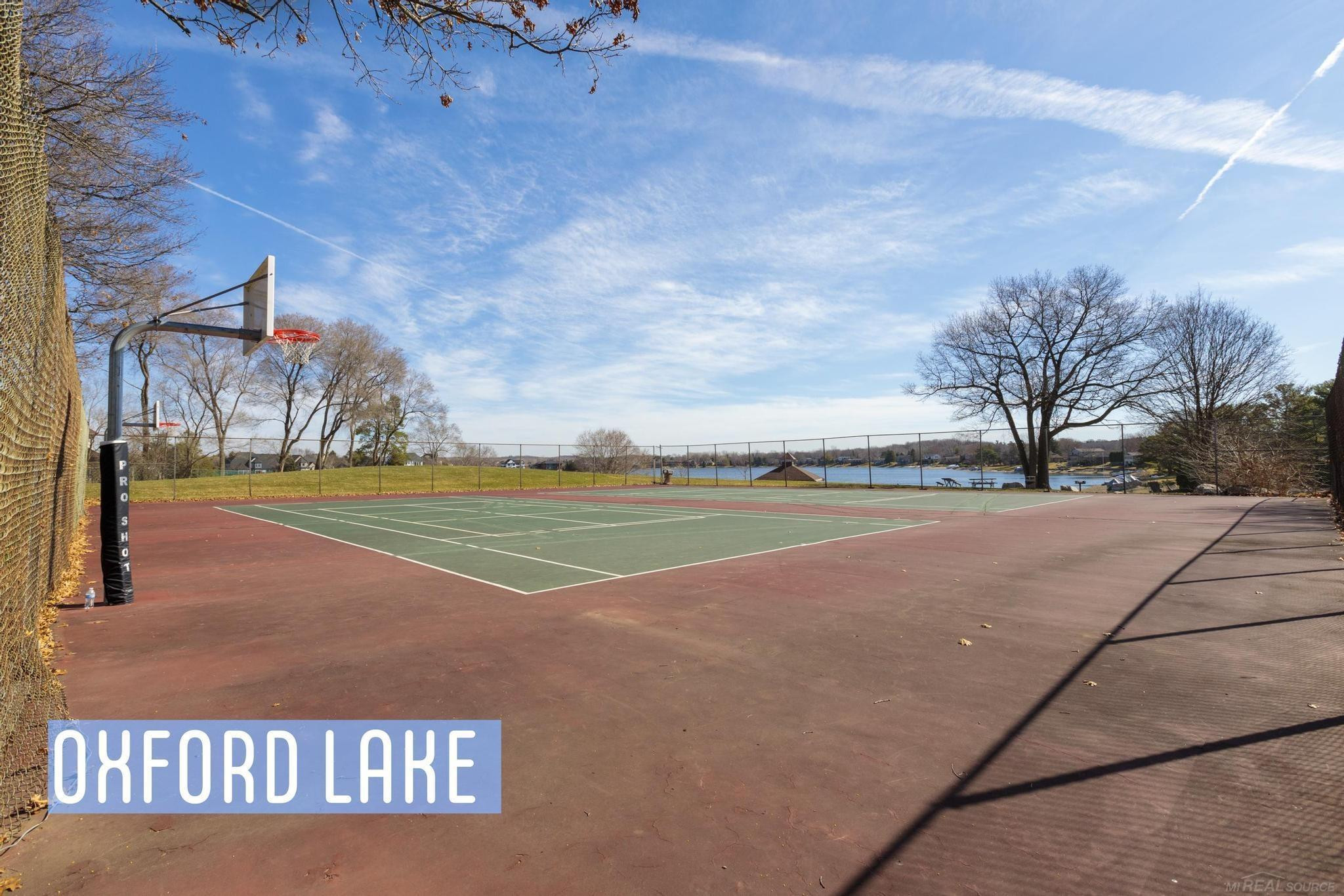 565 Lakes Edge Drive, Oxford, MI 48371 — Photo 39