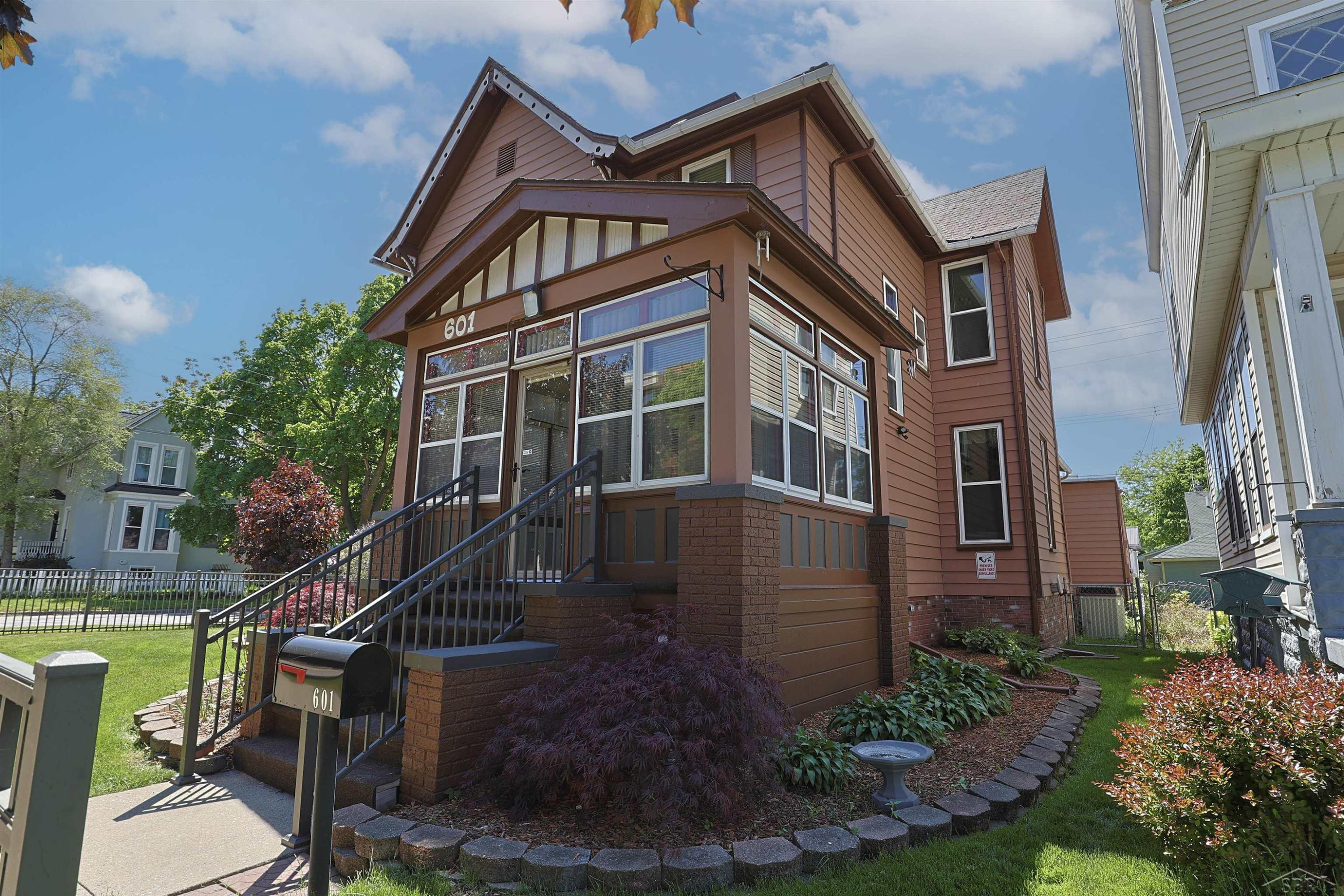 601 N Van Buren Street, Bay City, MI 48708 — Photo 4
