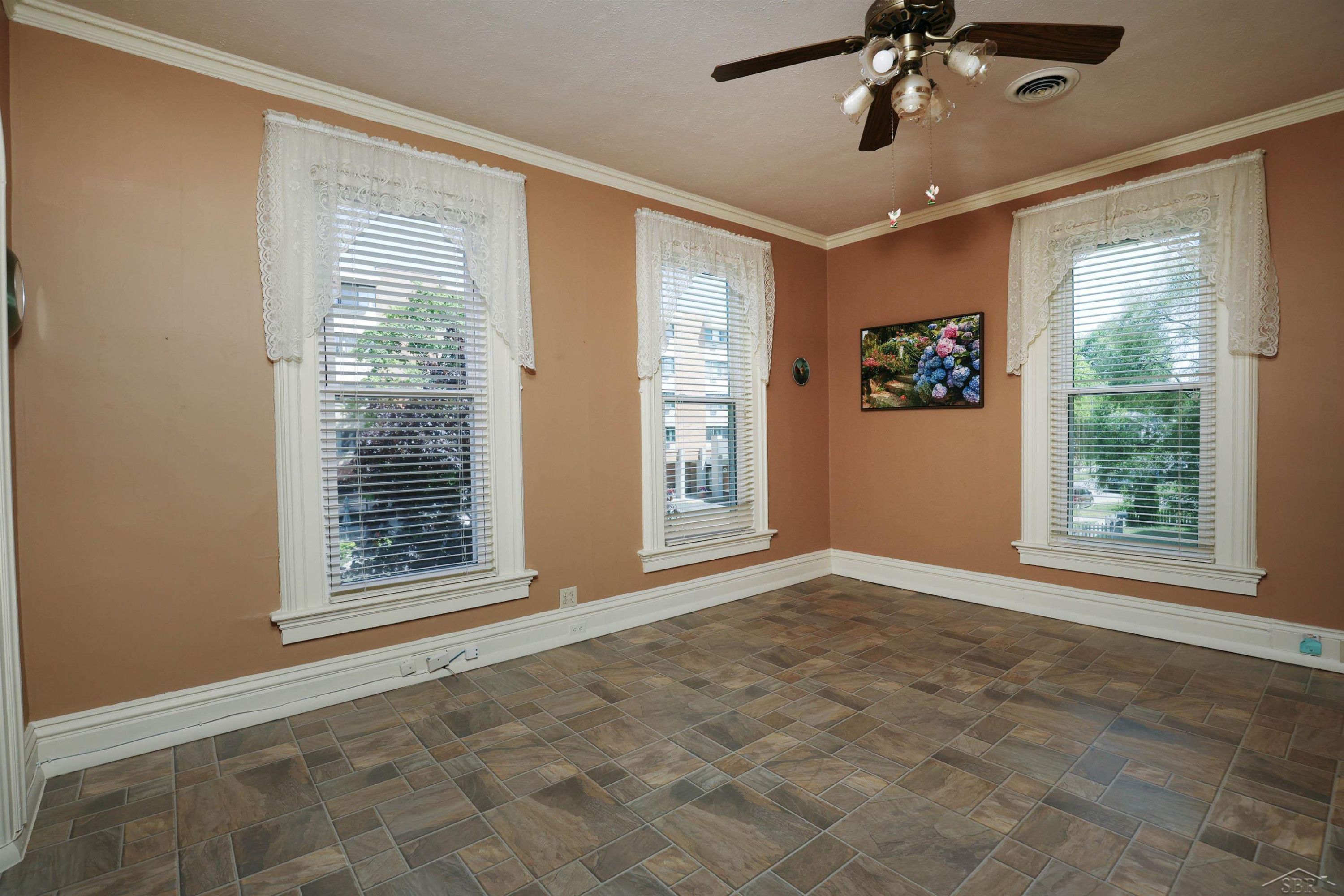601 N Van Buren Street, Bay City, MI 48708 — Photo 29