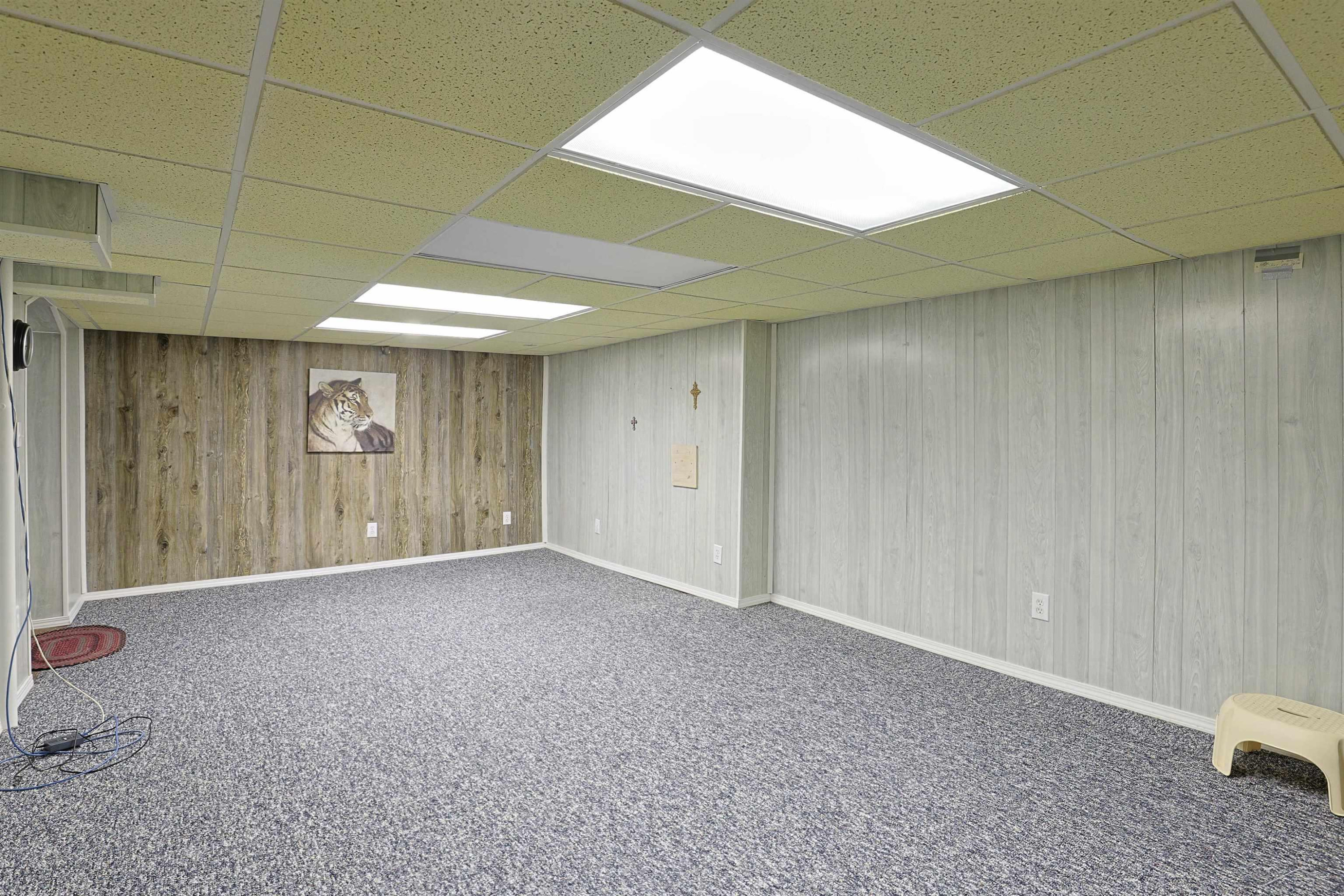 601 N Van Buren Street, Bay City, MI 48708 — Photo 46