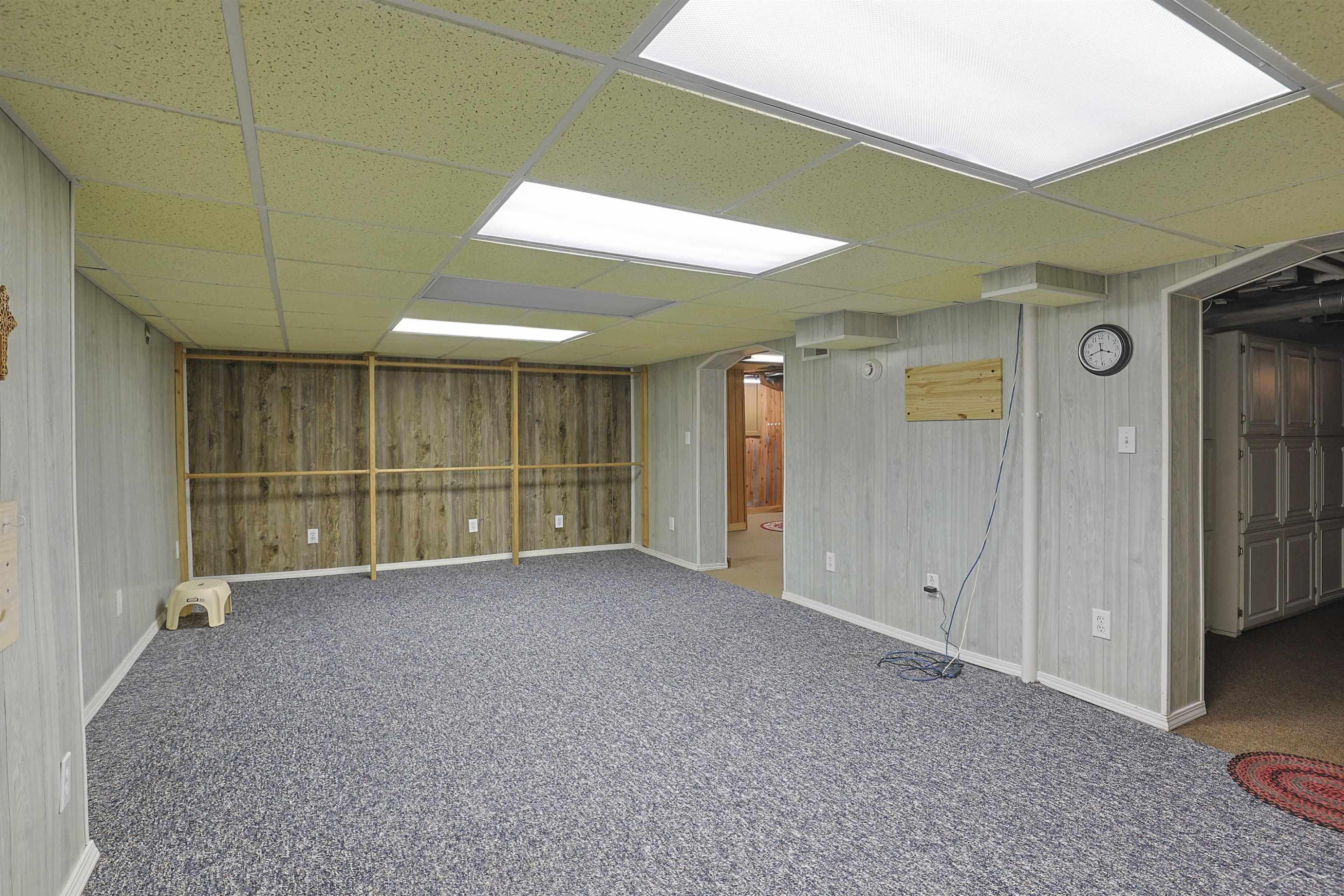 601 N Van Buren Street, Bay City, MI 48708 — Photo 47
