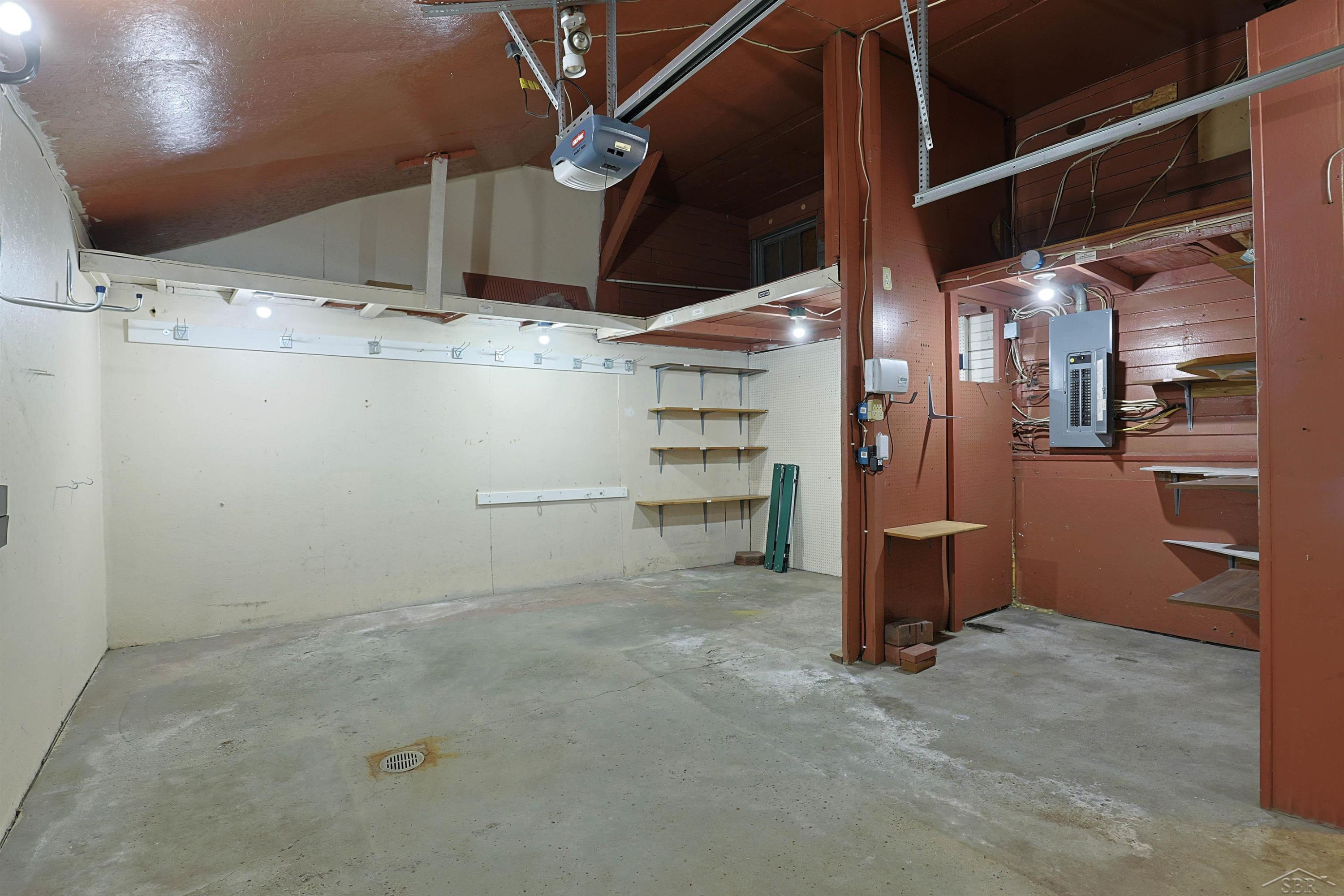 601 N Van Buren Street, Bay City, MI 48708 — Photo 50