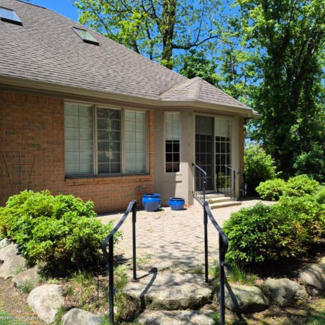 50804 Redwood Lane, New Baltimore, MI 48047 — Photo 15