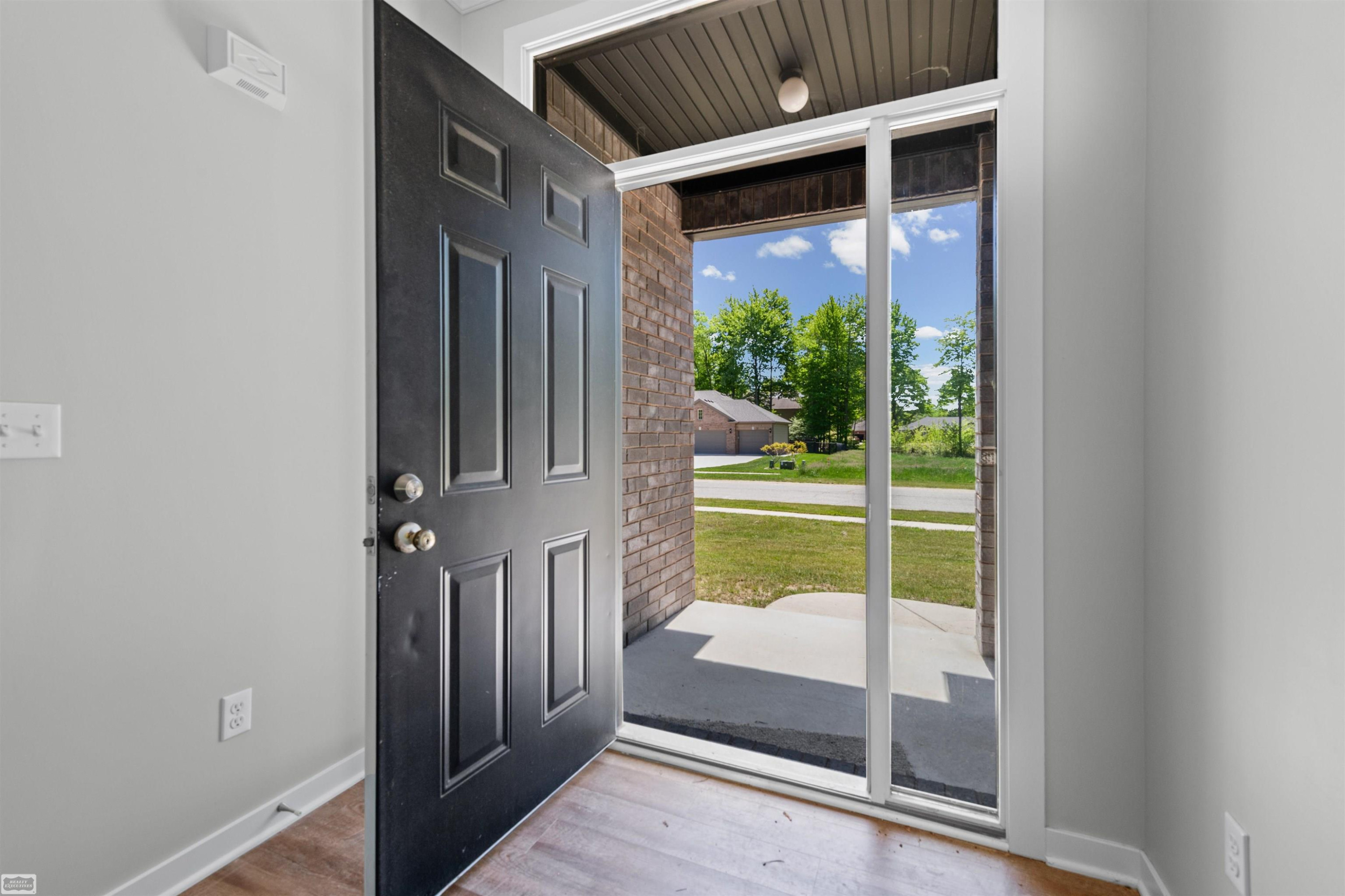3702 N Athanasia Way, MI 48059 — Photo 4